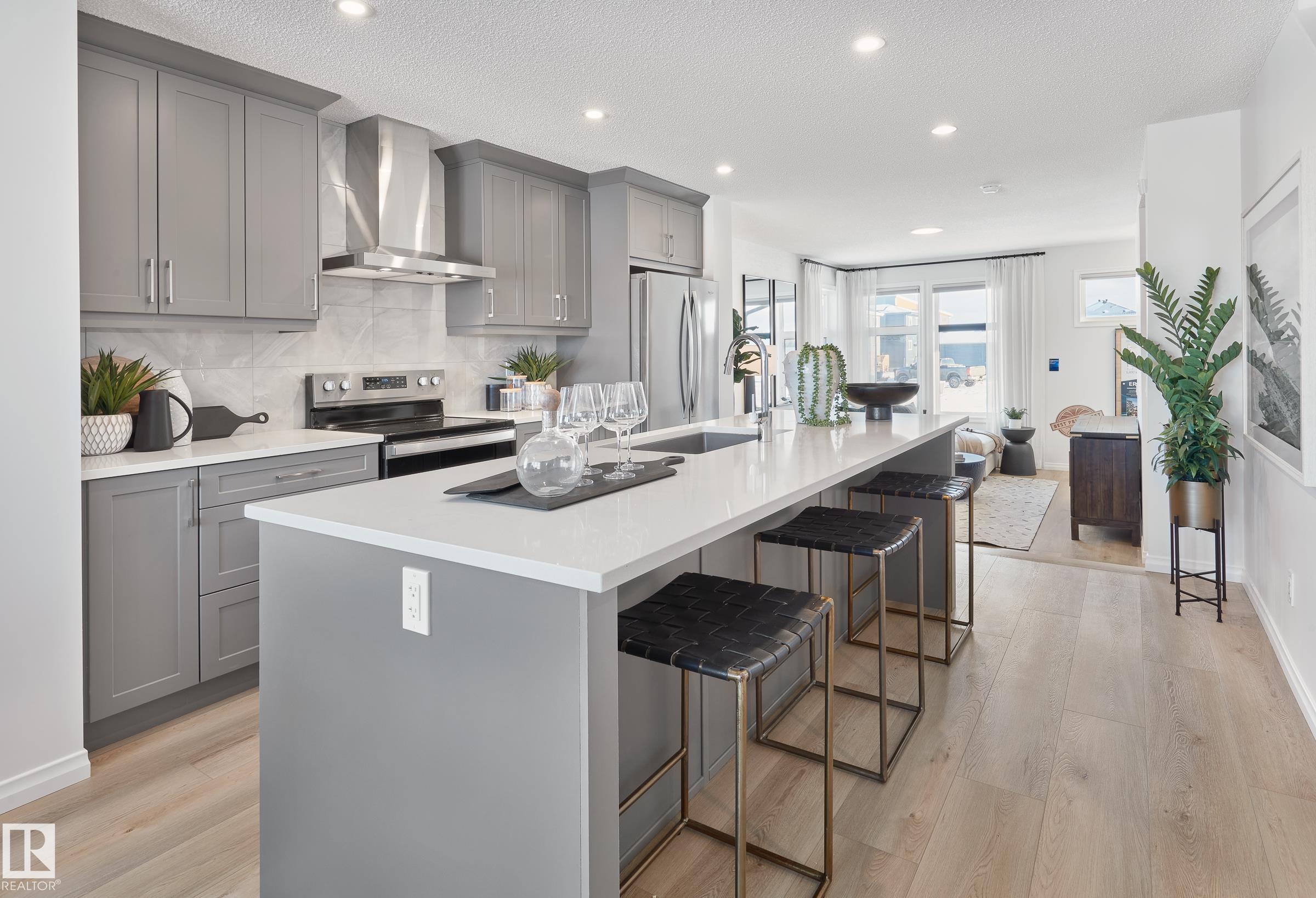 Picture for 21128 25 AV NW