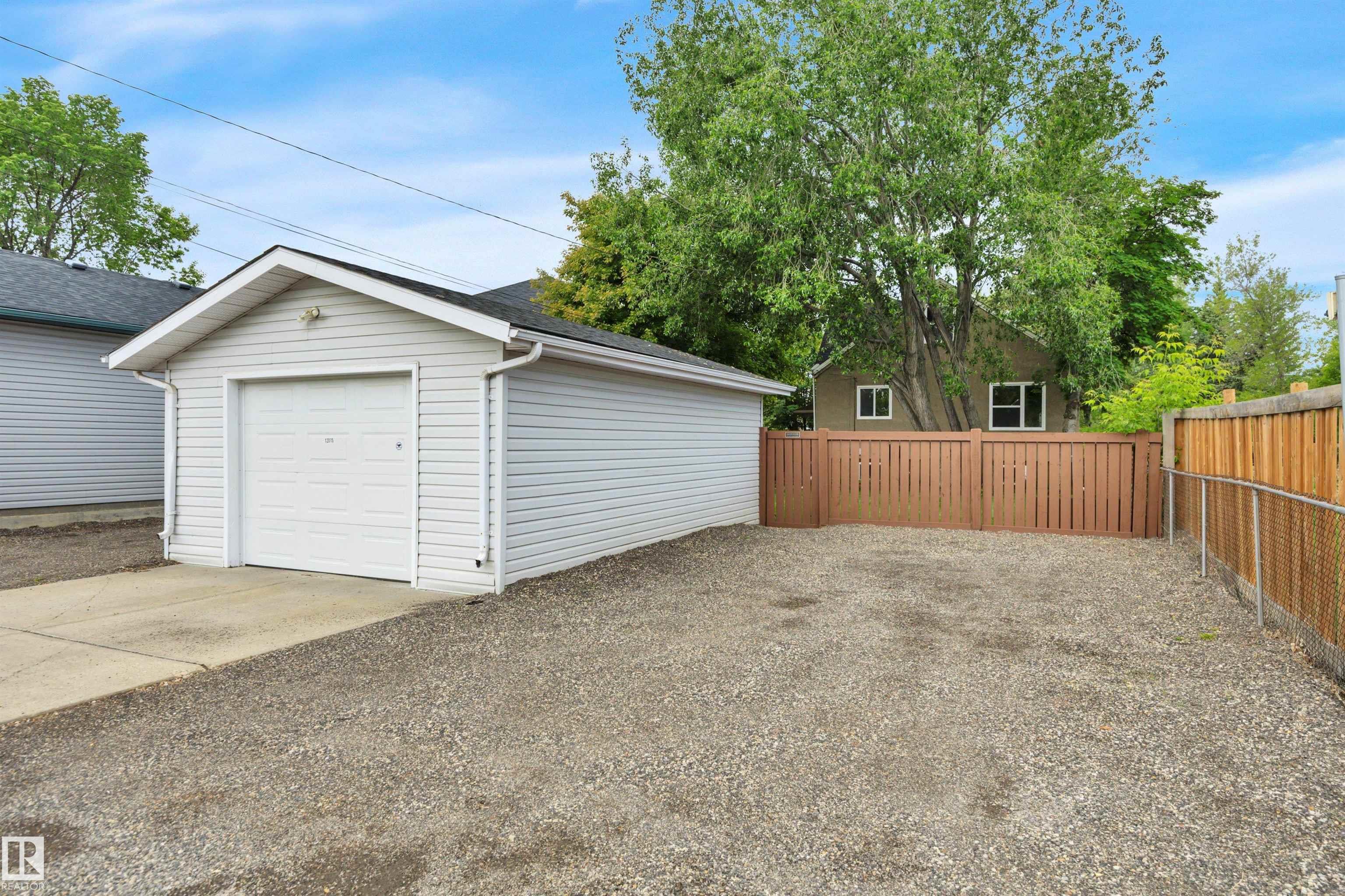 Photo 58 at 12015 124 Street NW, Prince Charles, Edmonton