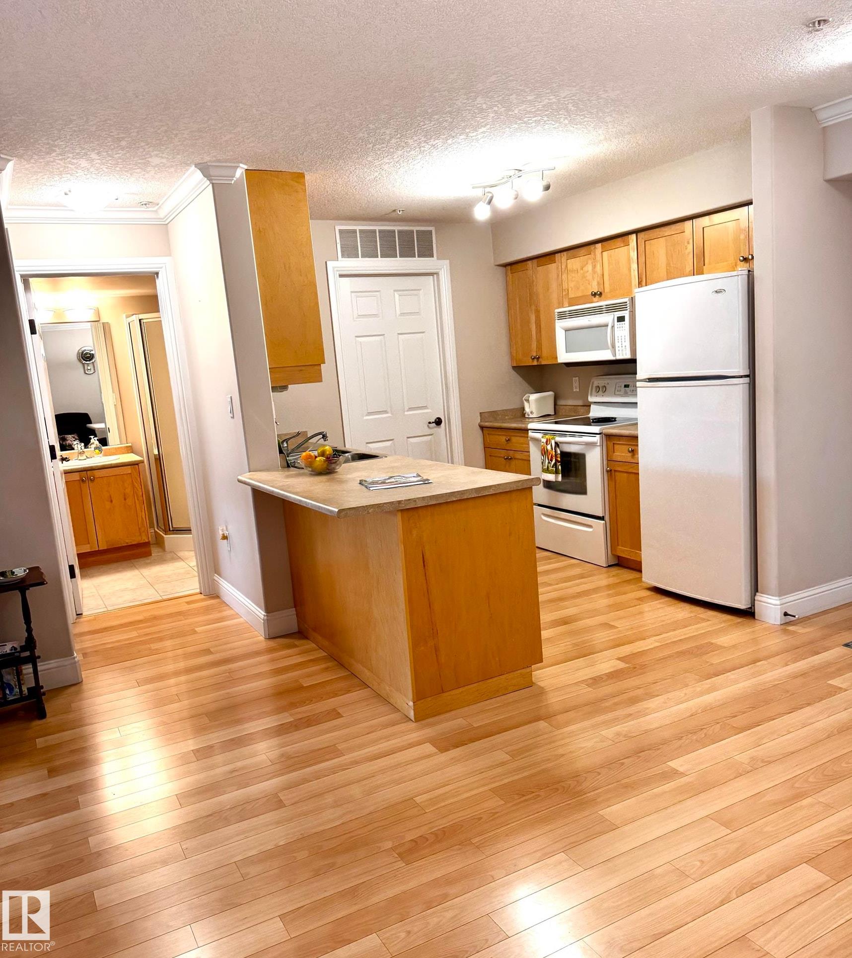 Photo 7 at 330 - 13111 140 Avenue NW, Pembina, Edmonton