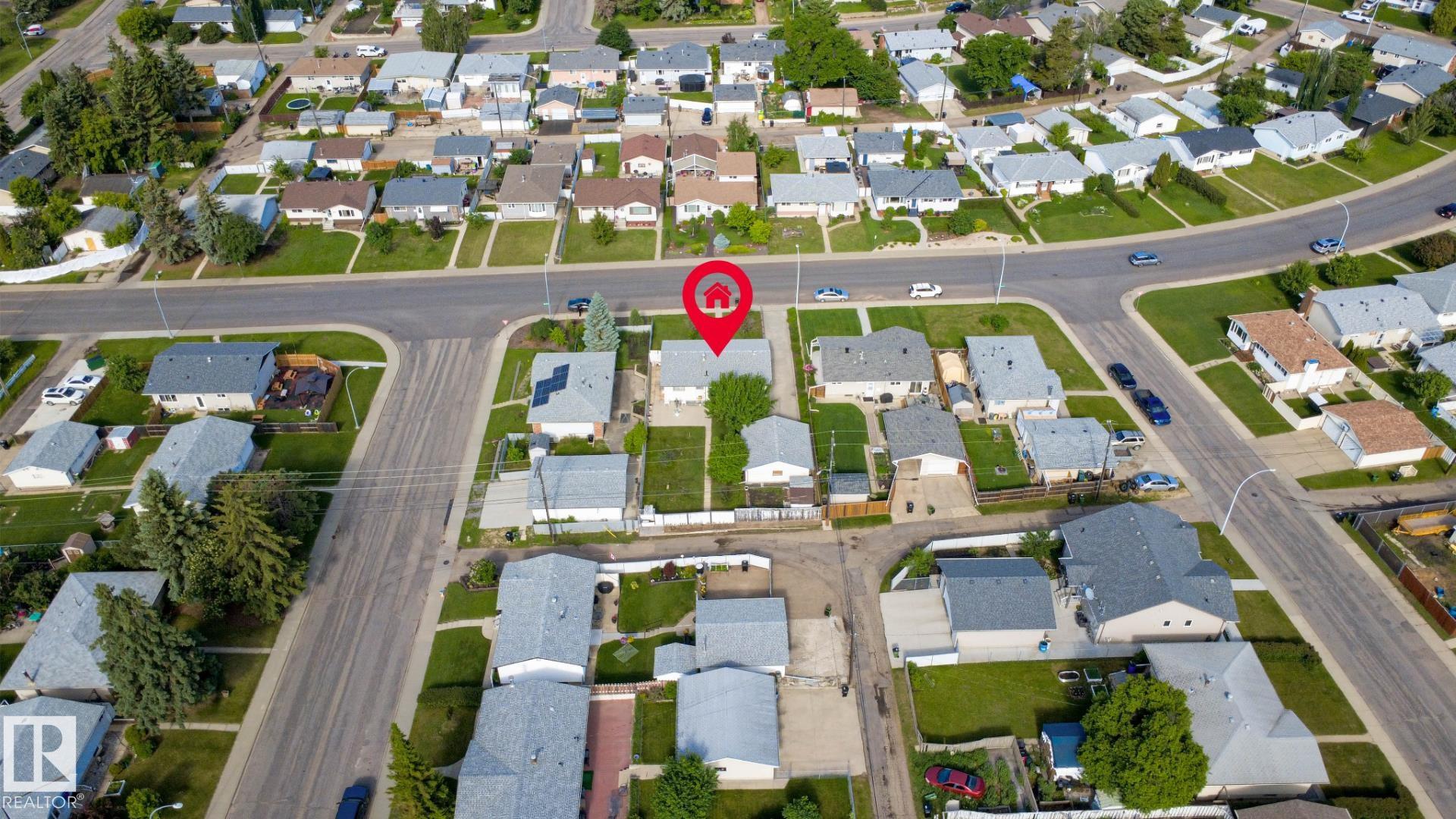 Photo 37 at 14107 58 Street NW, York, Edmonton