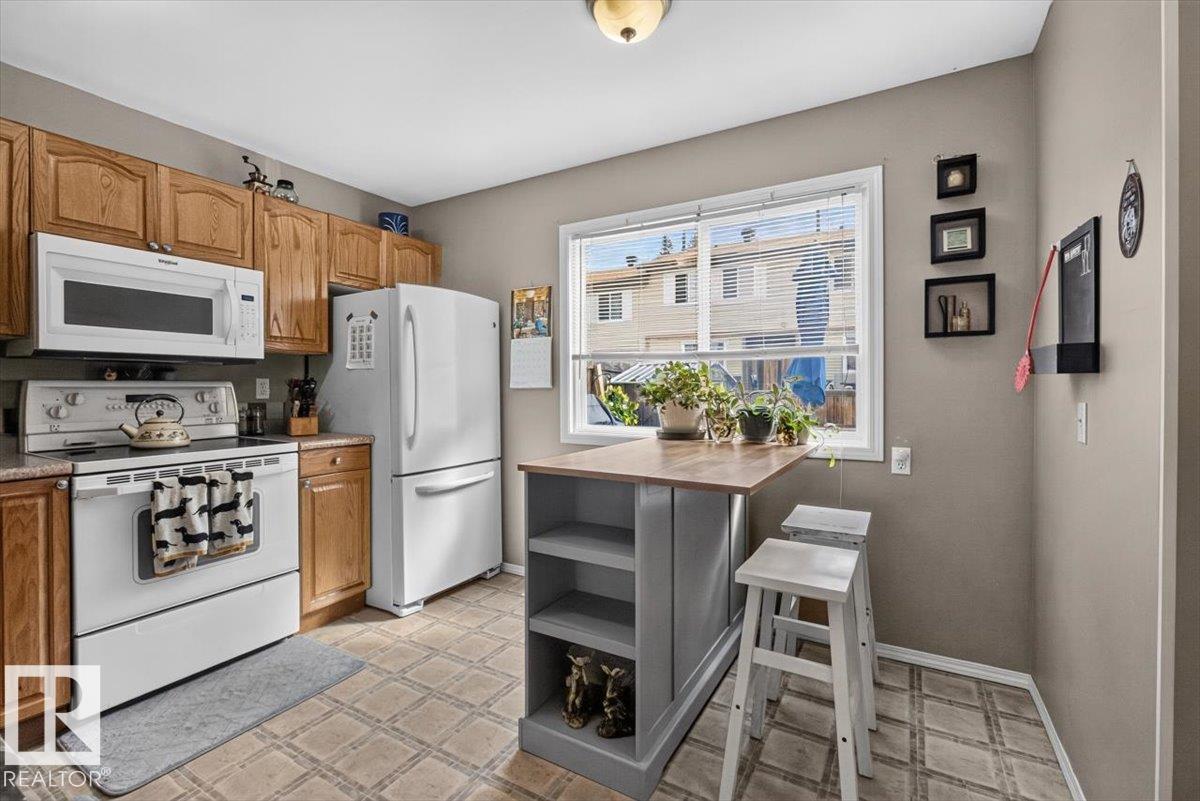 Photo 11 at 27 Walden Park, Woodlands, St. Albert