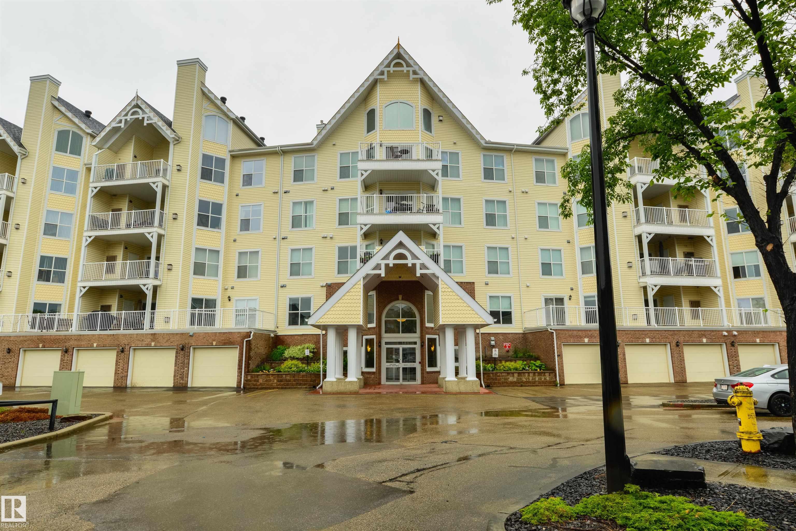 402 - 10221 111 Street NW, Downtown, Edmonton