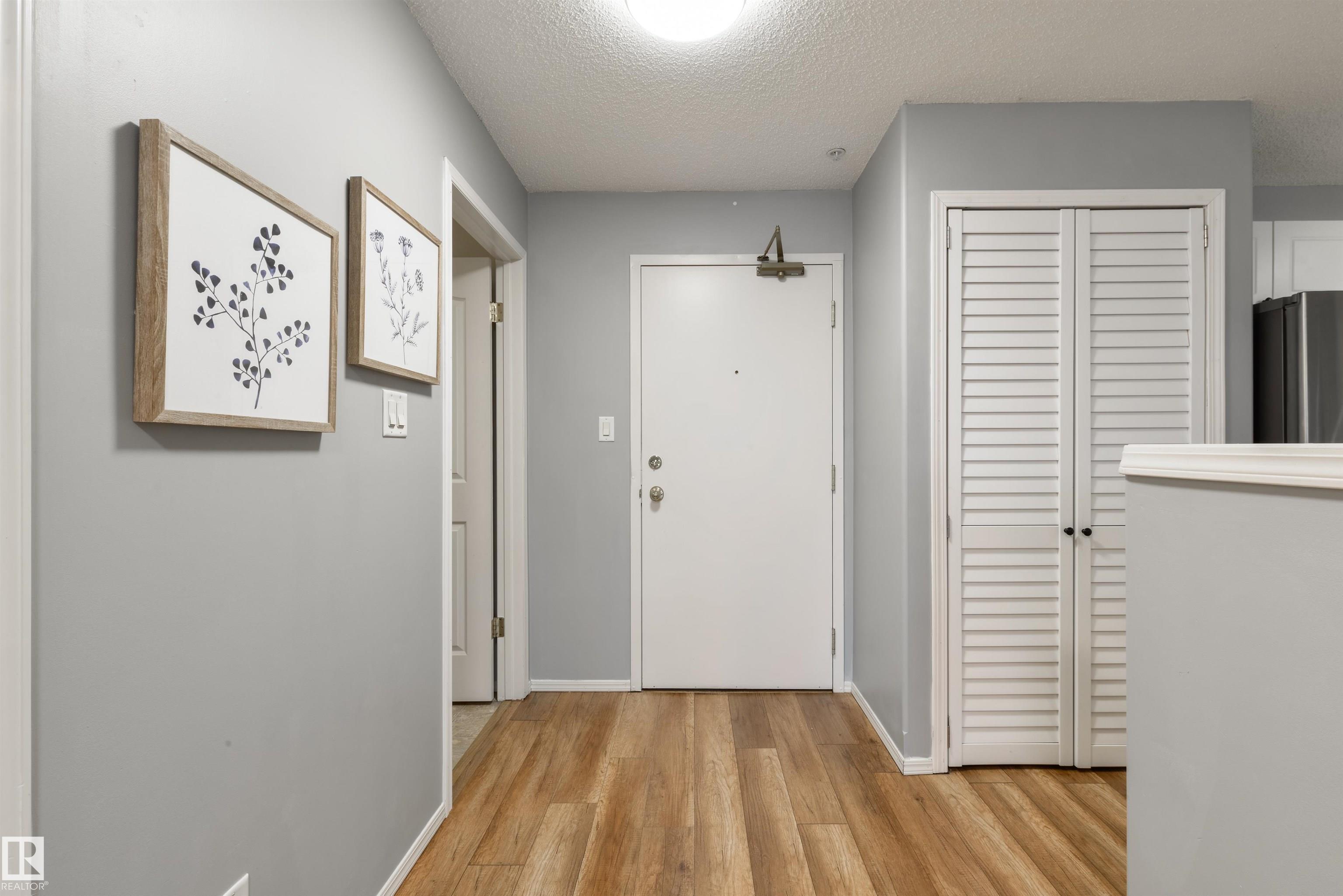 402 - 10221 111 Street NW, Downtown, Edmonton