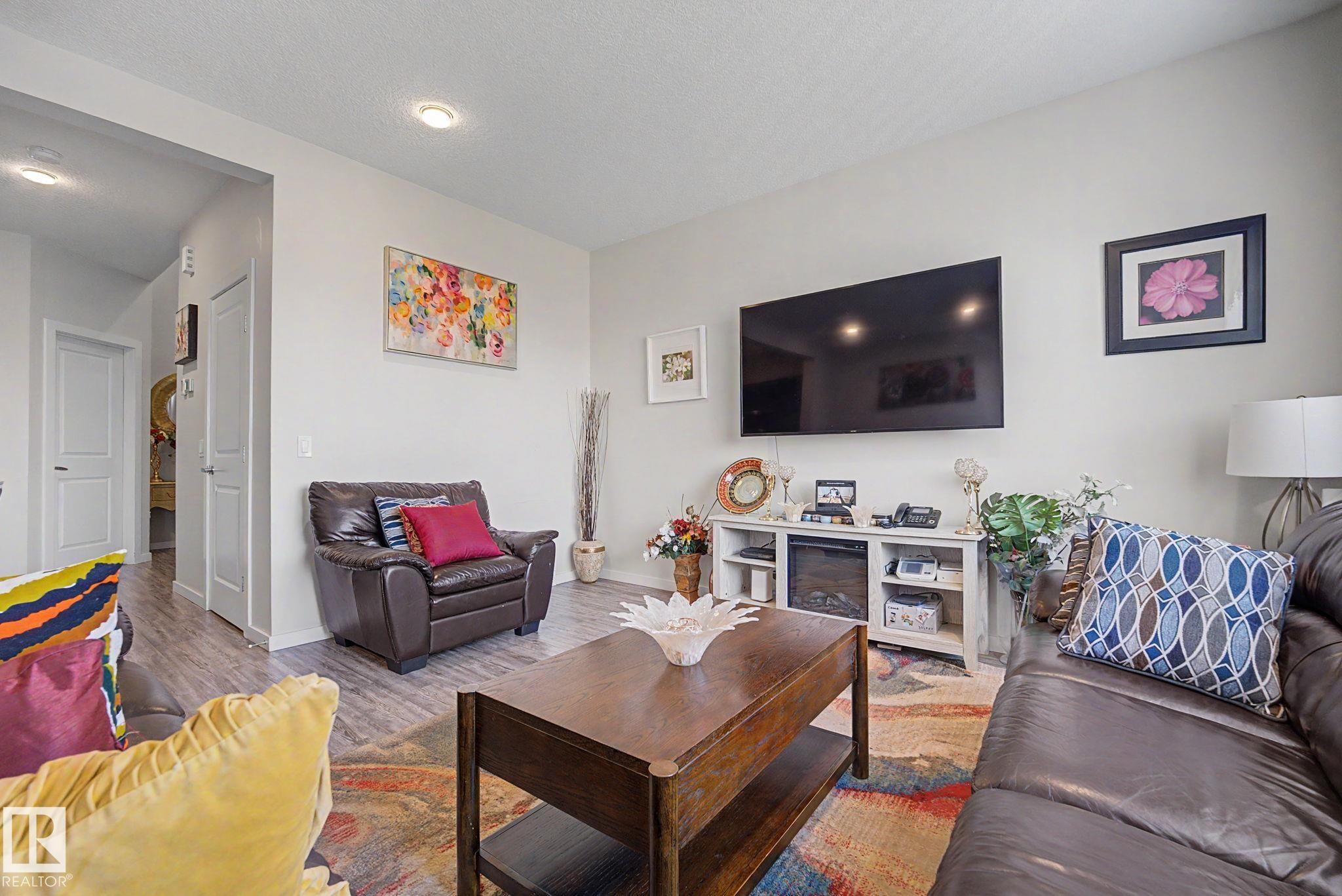 Photo 16 at 22419 80 Avenue NW, Rosenthal, Edmonton