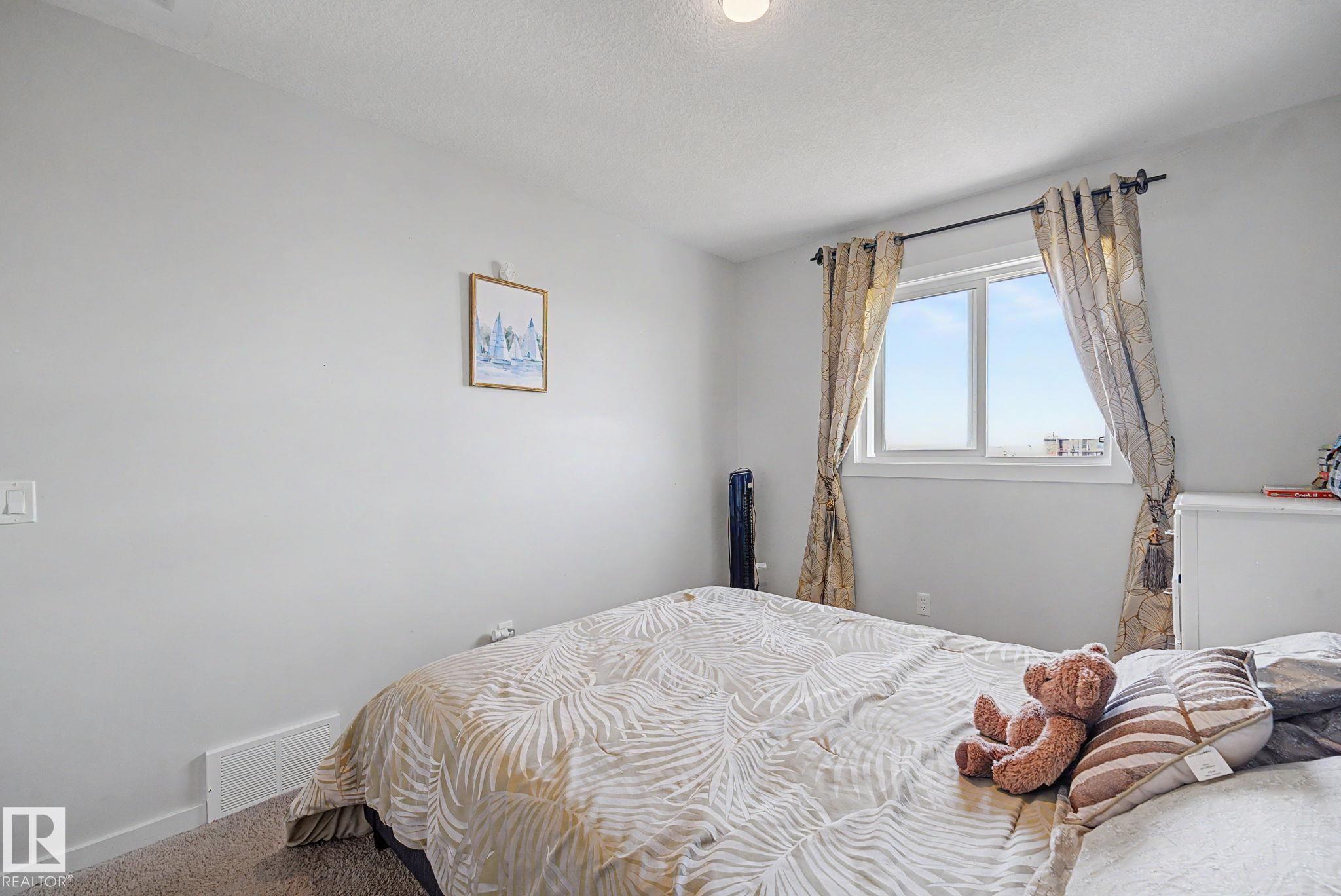 Photo 27 at 22419 80 Avenue NW, Rosenthal, Edmonton