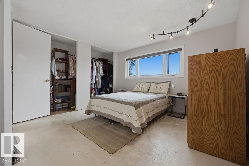 Photo 19 at 14612 117a Street NW, Caernarvon, Edmonton