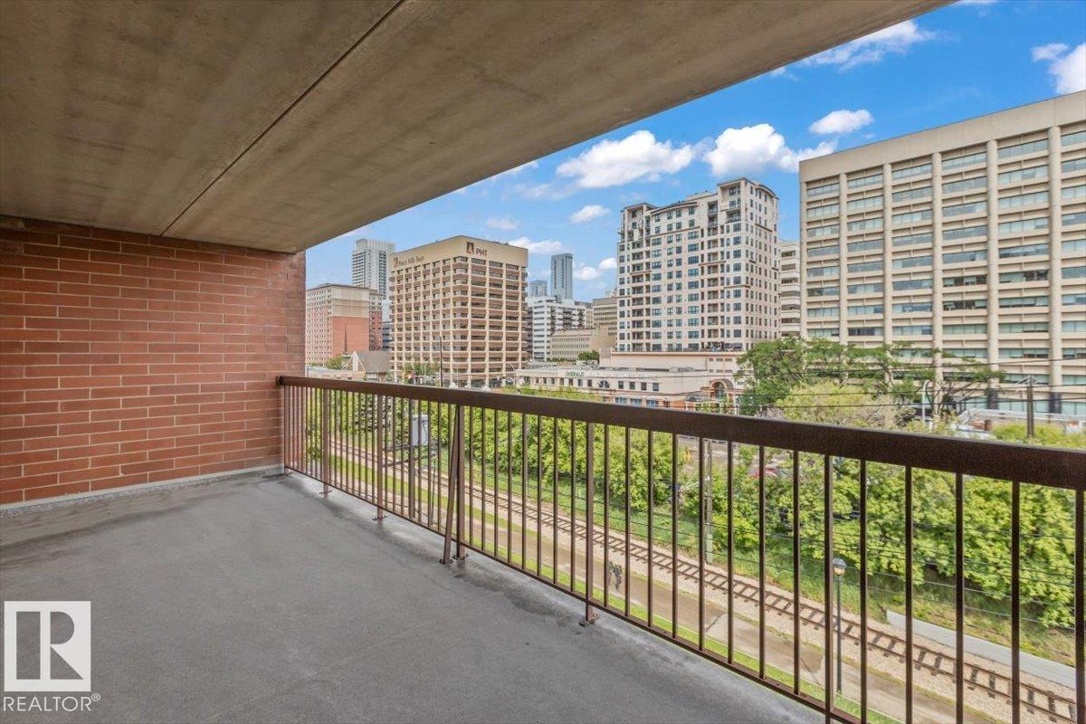 Photo 16 at 501 - 9917 110 Street NW, Wîhkwêntôwin, Edmonton