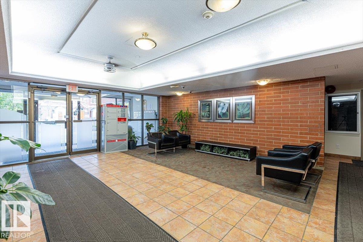 Photo 18 at 501 - 9917 110 Street NW, Wîhkwêntôwin, Edmonton