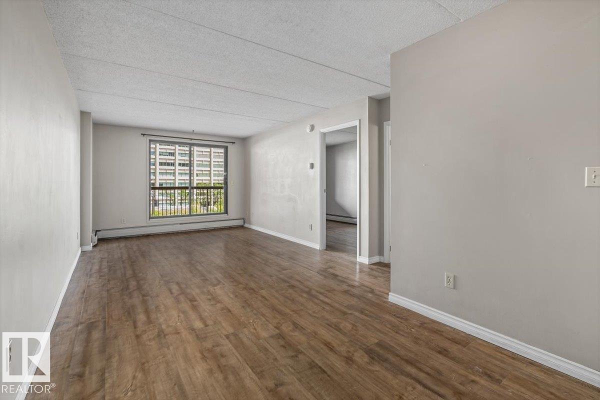 Photo 3 at 501 - 9917 110 Street NW, Wîhkwêntôwin, Edmonton