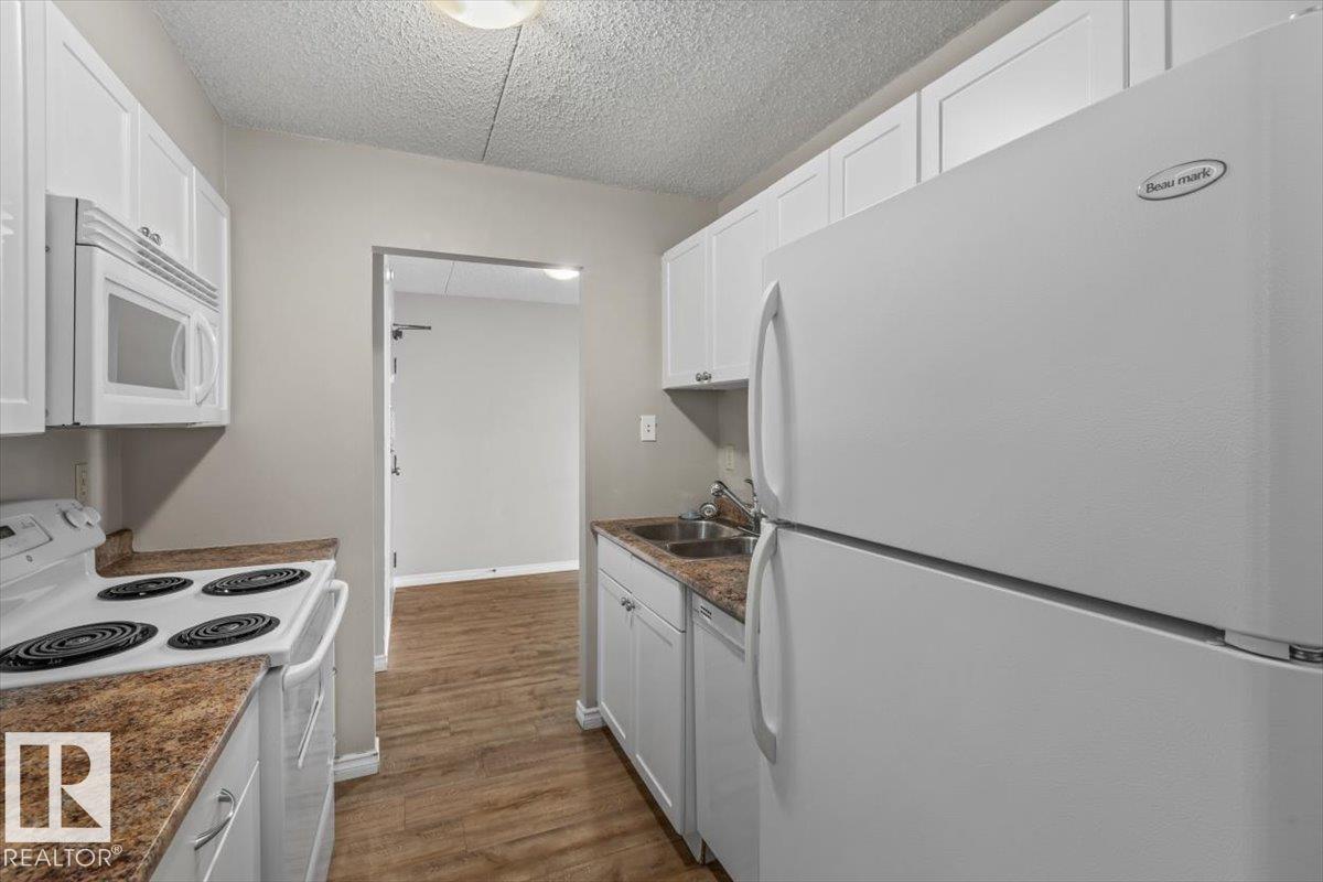 Photo 8 at 501 - 9917 110 Street NW, Wîhkwêntôwin, Edmonton