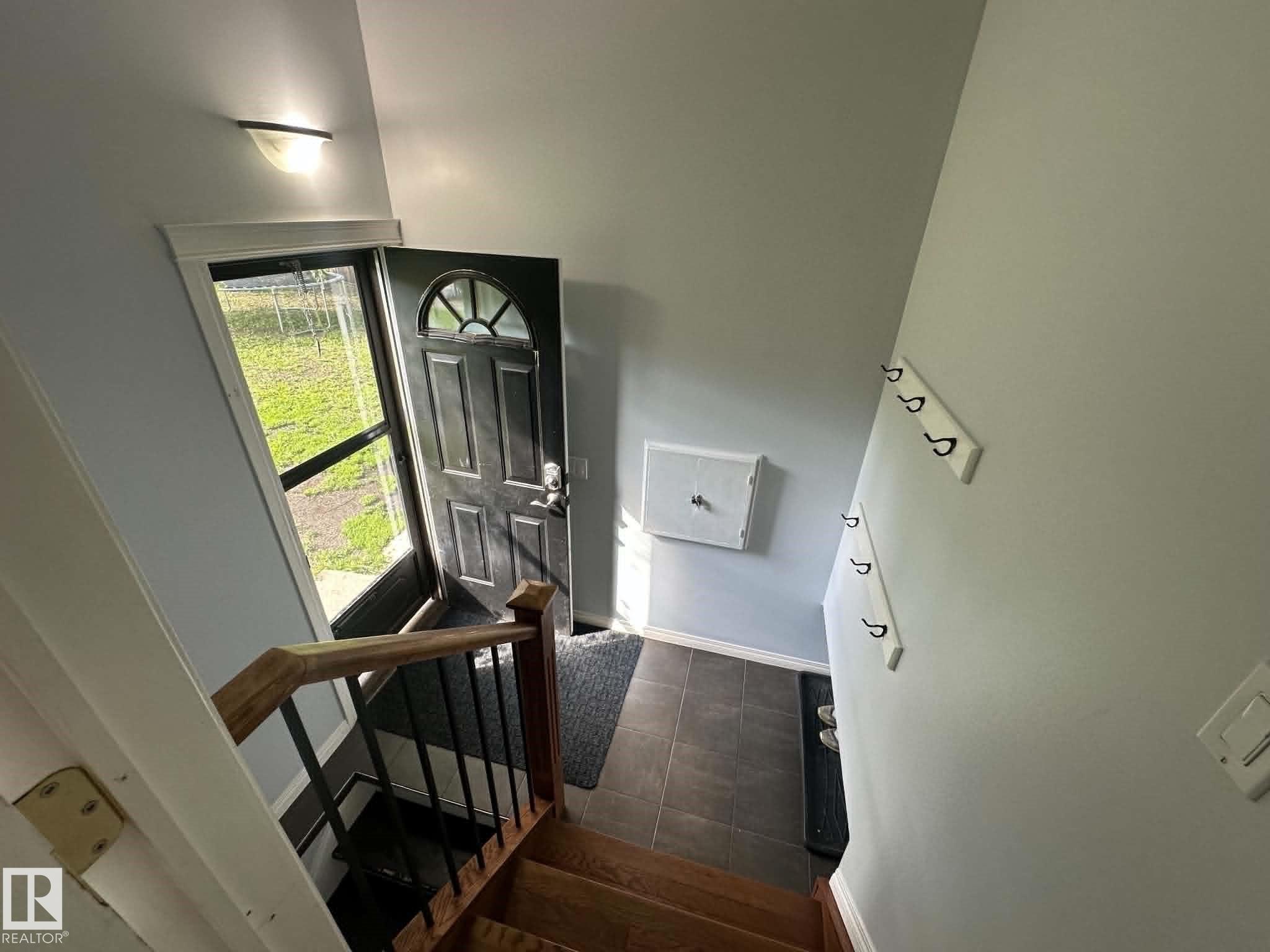 28 Greenwood Way, Maplewood, Sherwood Park