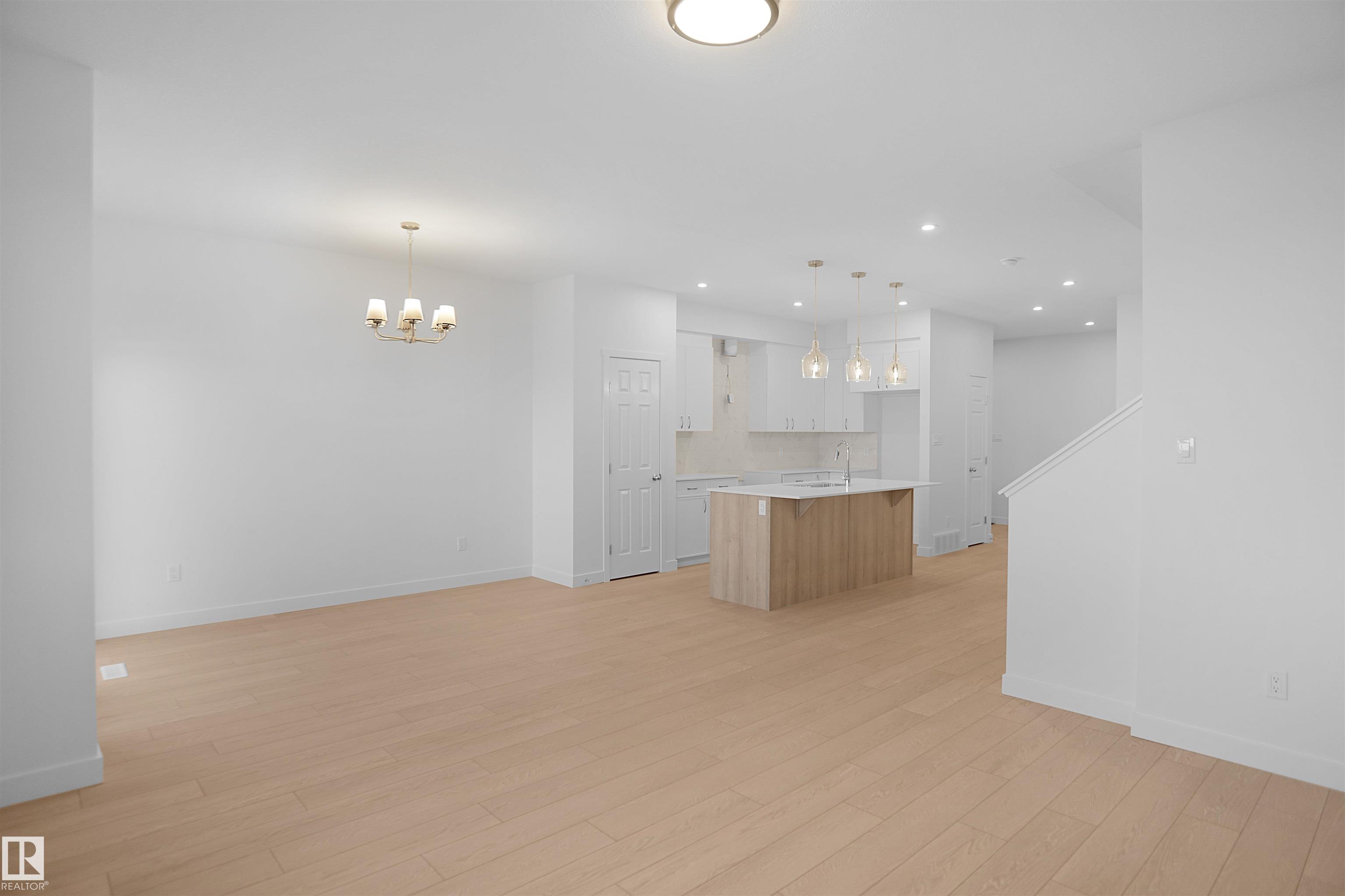 20924 16 Avenue NW, Stillwater, Edmonton