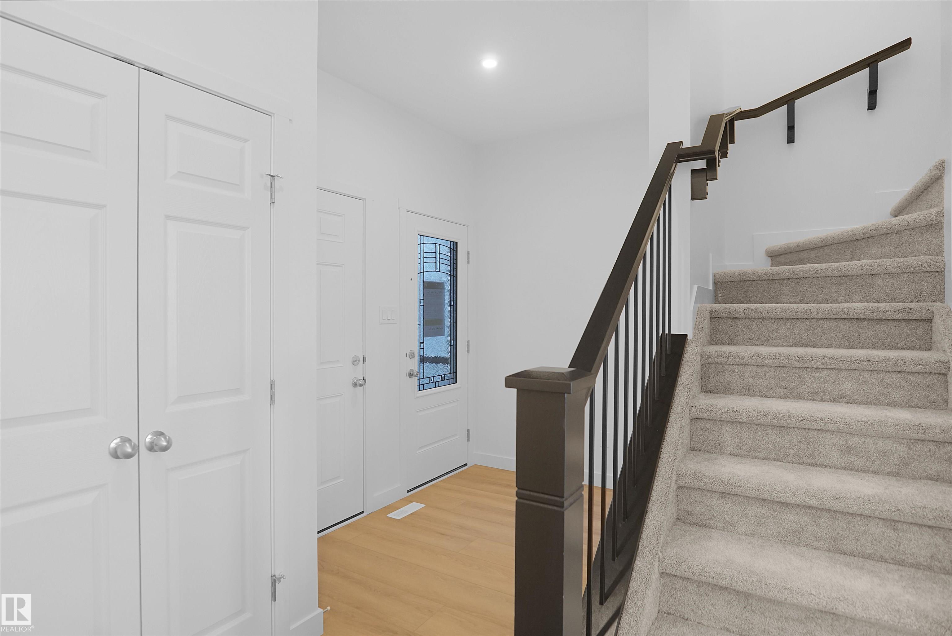 20928 16 Avenue NW, Stillwater, Edmonton
