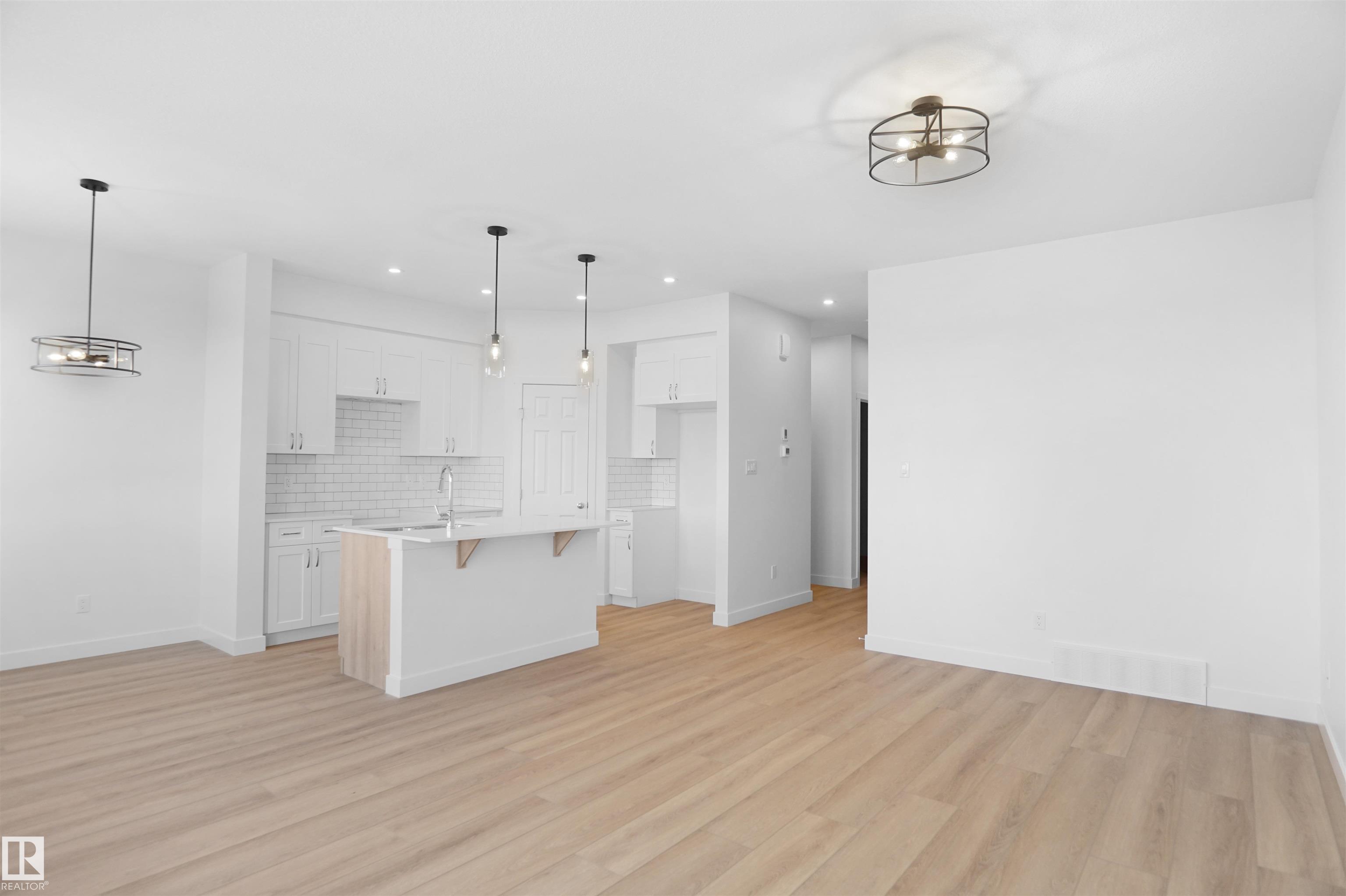 Photo 6 at 20928 16 Avenue NW, Stillwater, Edmonton