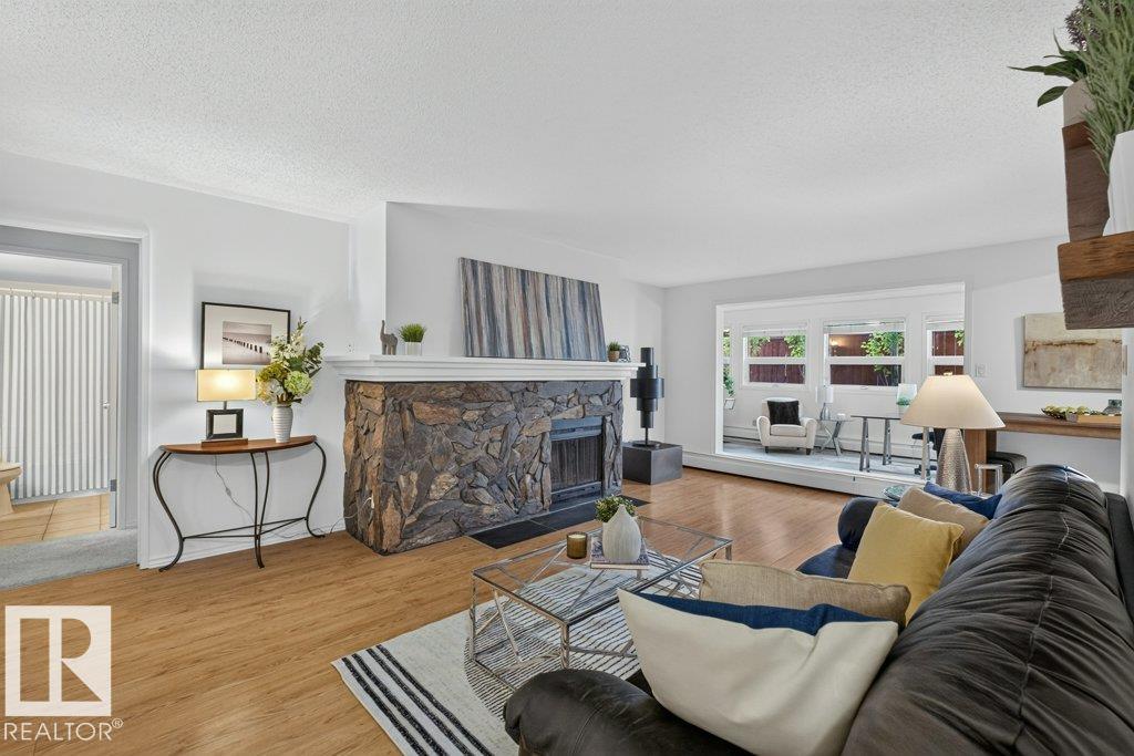 Photo 3 at 3 - 10160 119 Street NW, Wîhkwêntôwin, Edmonton