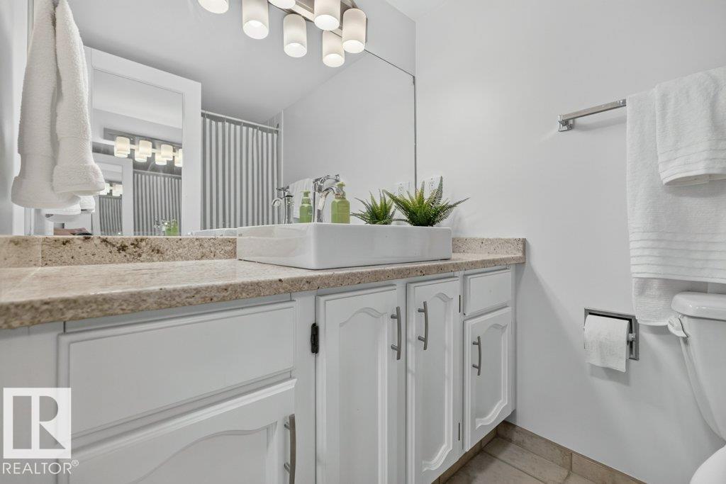 Photo 25 at 3 - 10160 119 Street NW, Wîhkwêntôwin, Edmonton