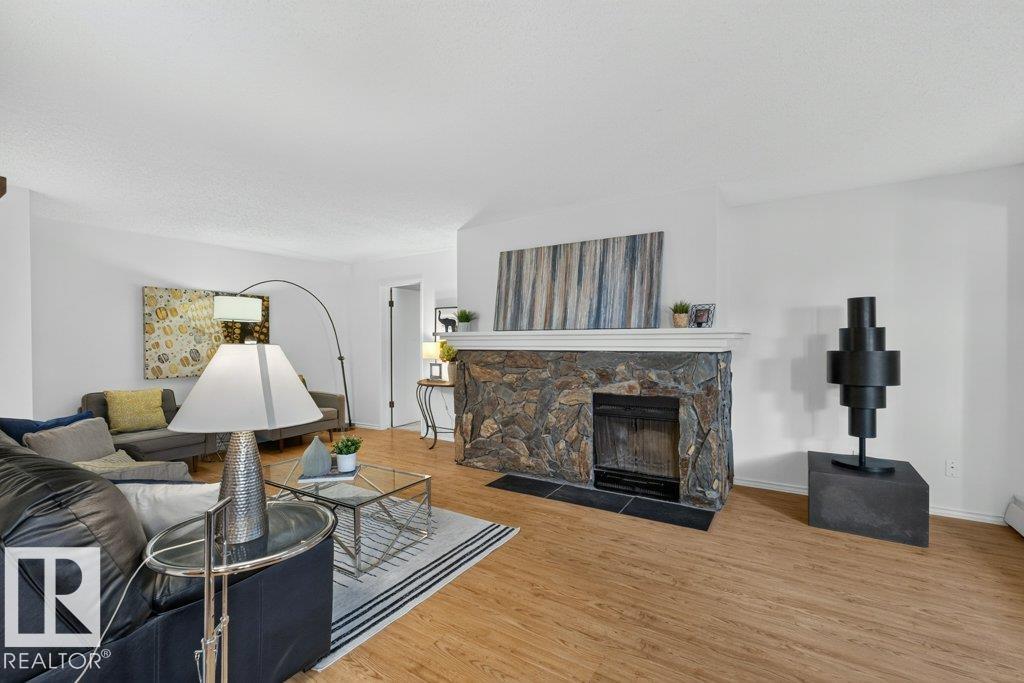 Photo 4 at 3 - 10160 119 Street NW, Wîhkwêntôwin, Edmonton