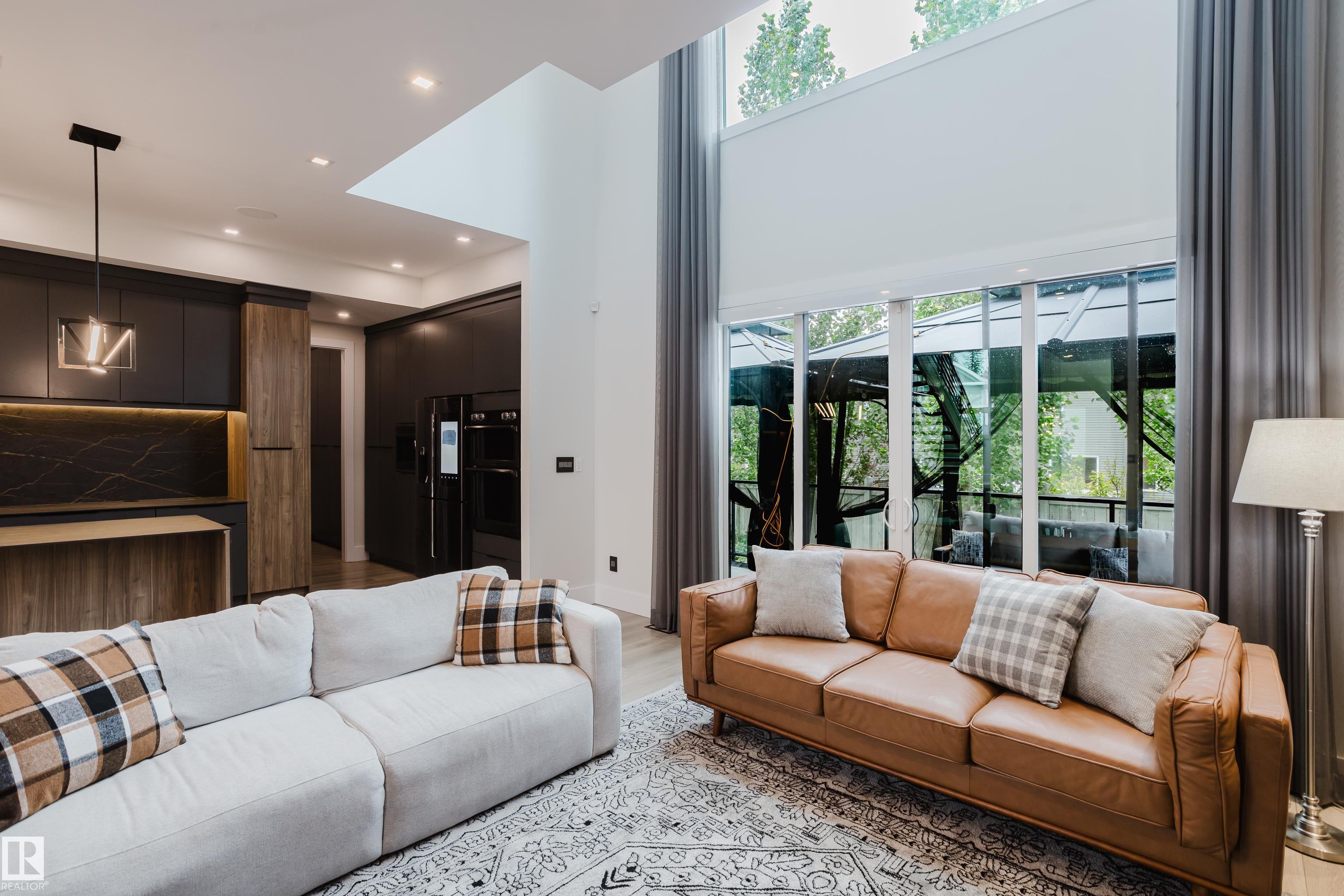 https://zimg.paragon.ice.com/ParagonImages/Property/PM/RAE/225407981/30/0/0/2522da9b15569d373d2347c7bda871f0/1/613e6fda9f833359d312939318af93b1/225407981-eb390421-f951-4cc9-a6d5-465ffc63a0c5.JPG