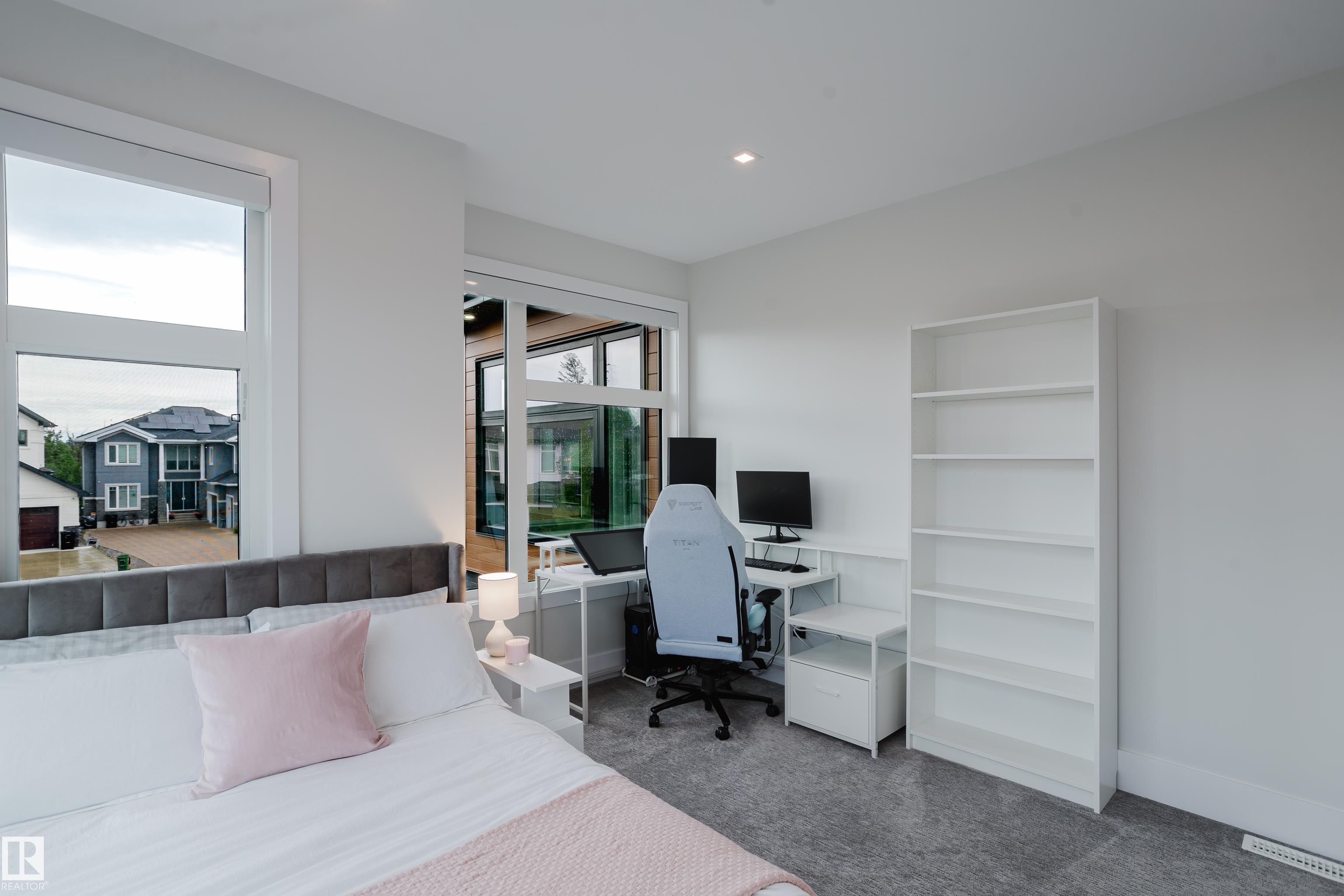 https://zimg.paragon.ice.com/ParagonImages/Property/PM/RAE/225407981/56/0/0/bb39c5c8c7930bd57a2ab80e8e884df2/1/613e6fda9f833359d312939318af93b1/225407981-23cd26d4-2c04-4434-8ba3-57a58f8b2a03.JPG