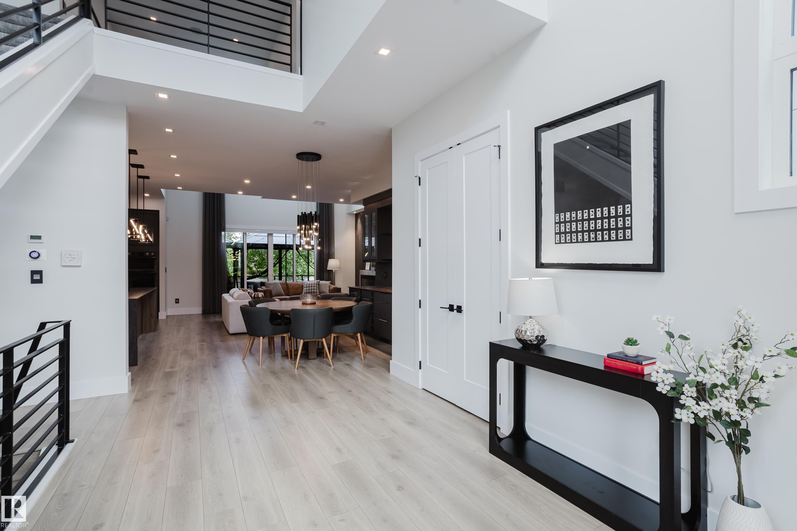 https://zimg.paragon.ice.com/ParagonImages/Property/PM/RAE/225407981/8/0/0/43e4097c680214571034a11e74bd3716/1/613e6fda9f833359d312939318af93b1/225407981-02b819cb-d3b6-4c7b-aadf-9fdb452371f2.JPG