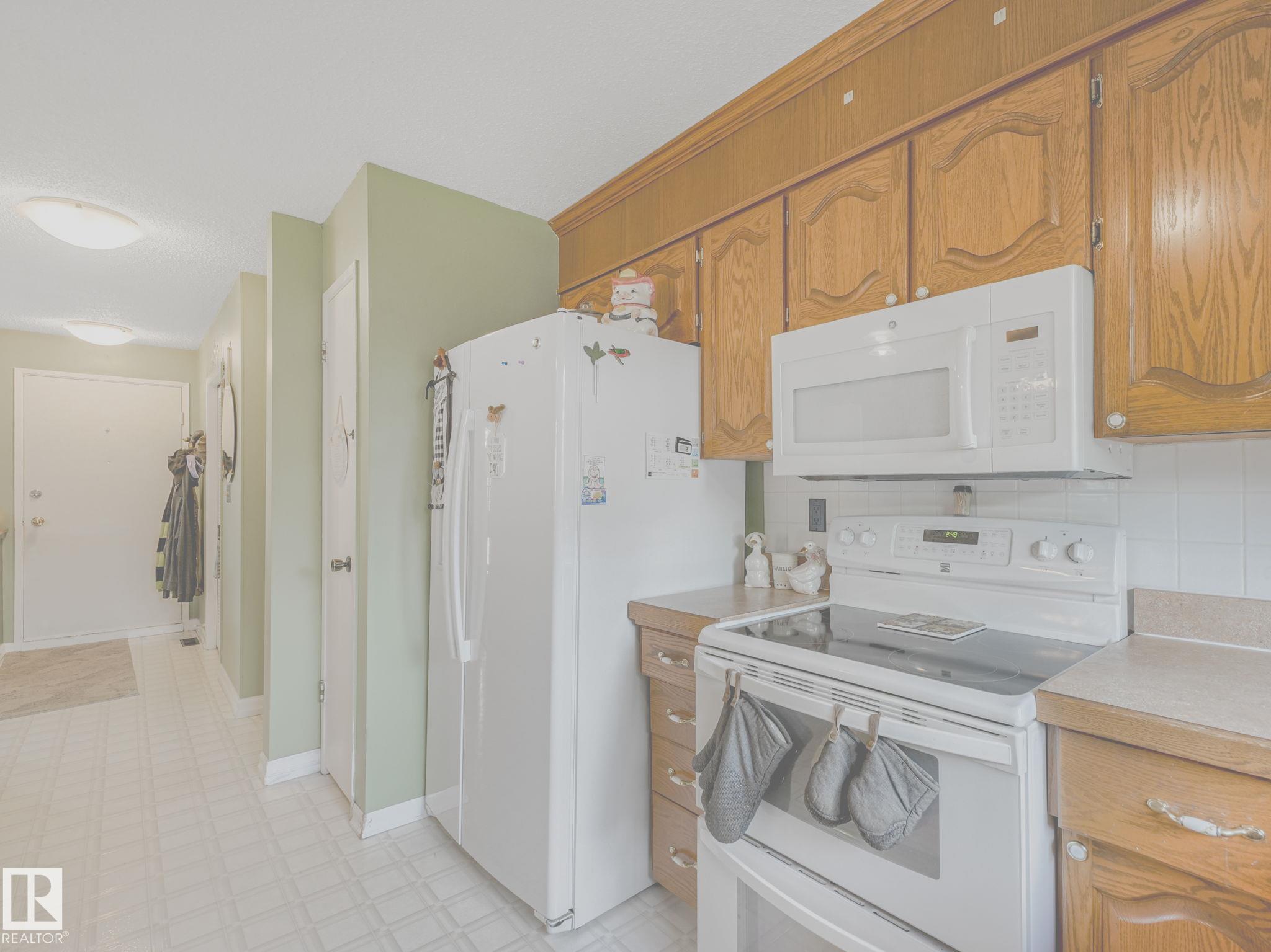 Photo 17 at 11514 138 Avenue NW, Carlisle, Edmonton