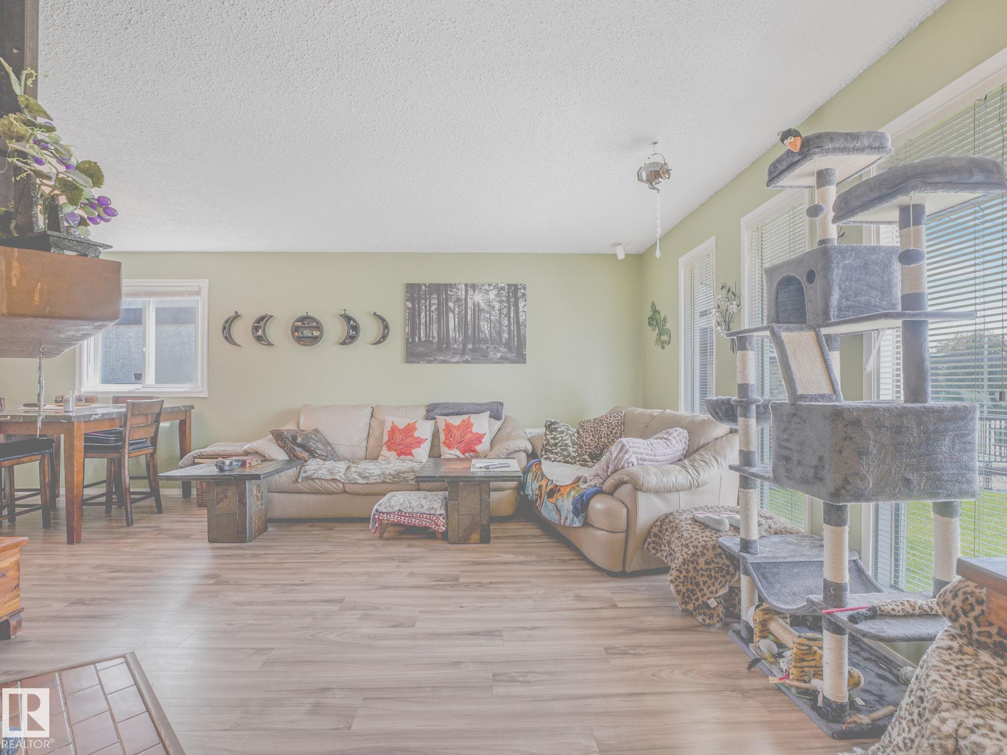 11514 138 Avenue NW, Carlisle, Edmonton
