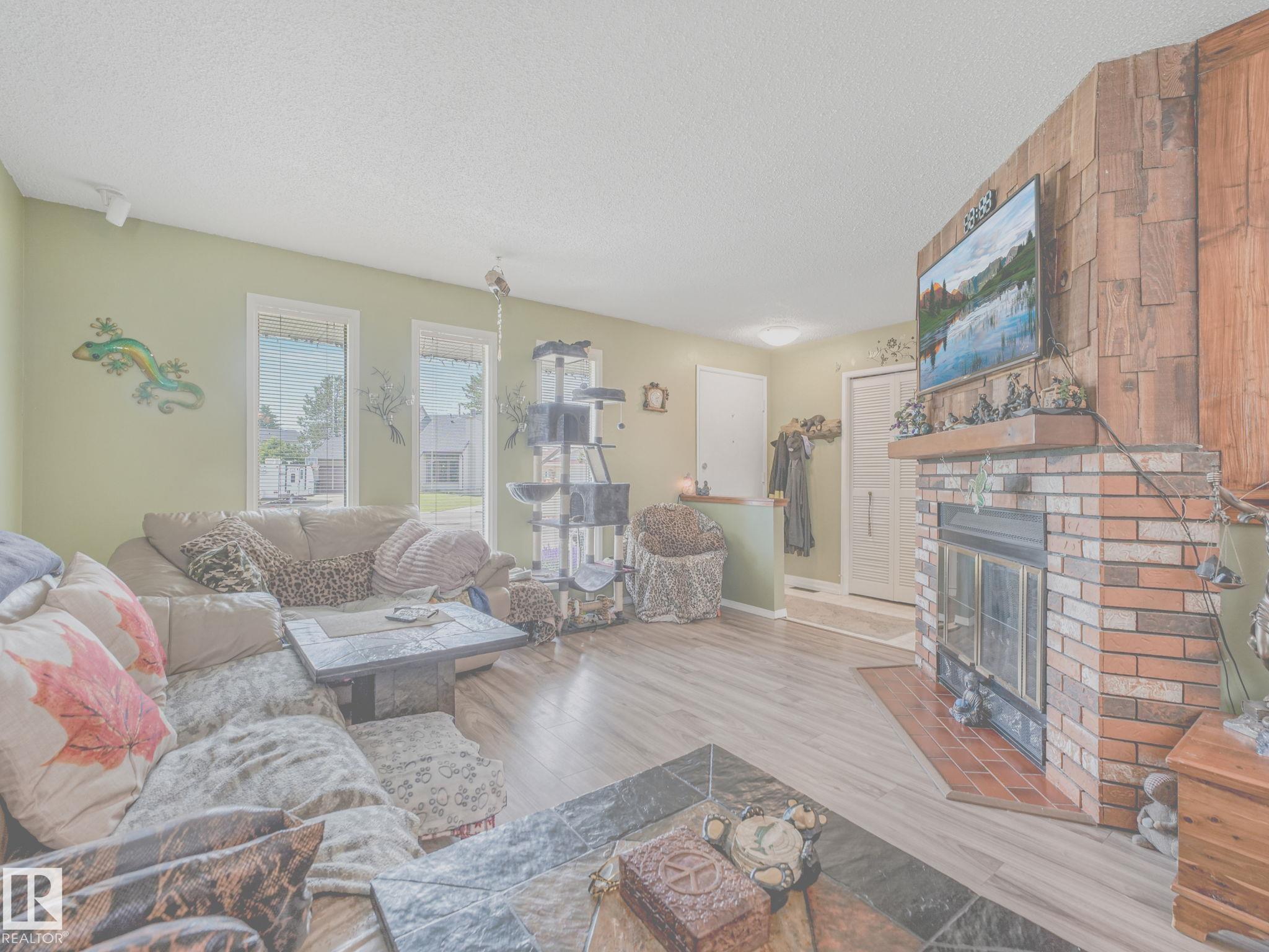 11514 138 Avenue NW, Carlisle, Edmonton