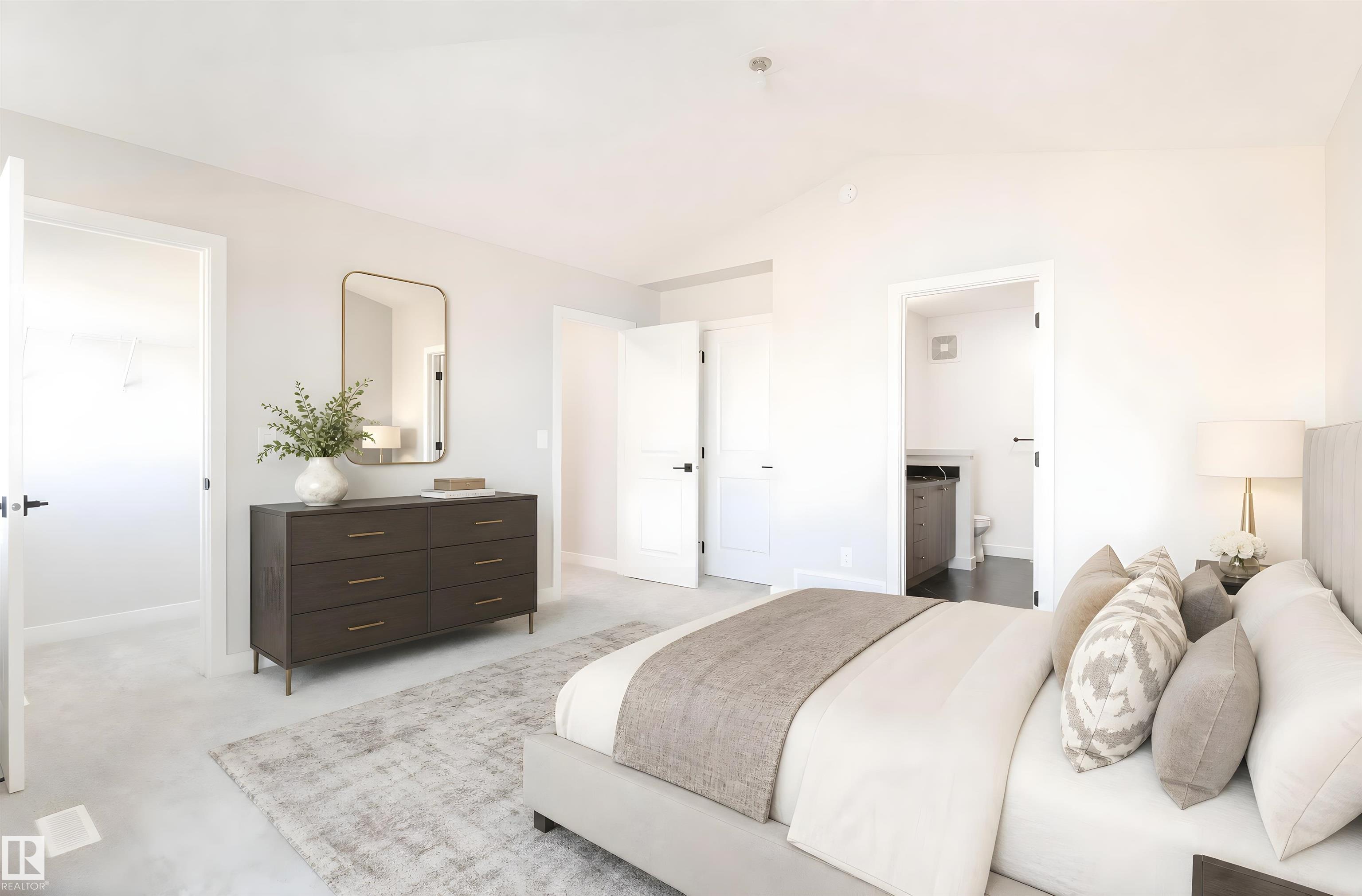 https://zimg.paragon.ice.com/ParagonImages/Property/PM/RAE/225408016/8/0/0/0cd4885dc5f04d4bdba892c662e2cb55/1/07bc8b7313673d35e1e30bbc367ff307/225408016-a05a89bb-011a-42bd-afa5-3feca617e26f.JPG