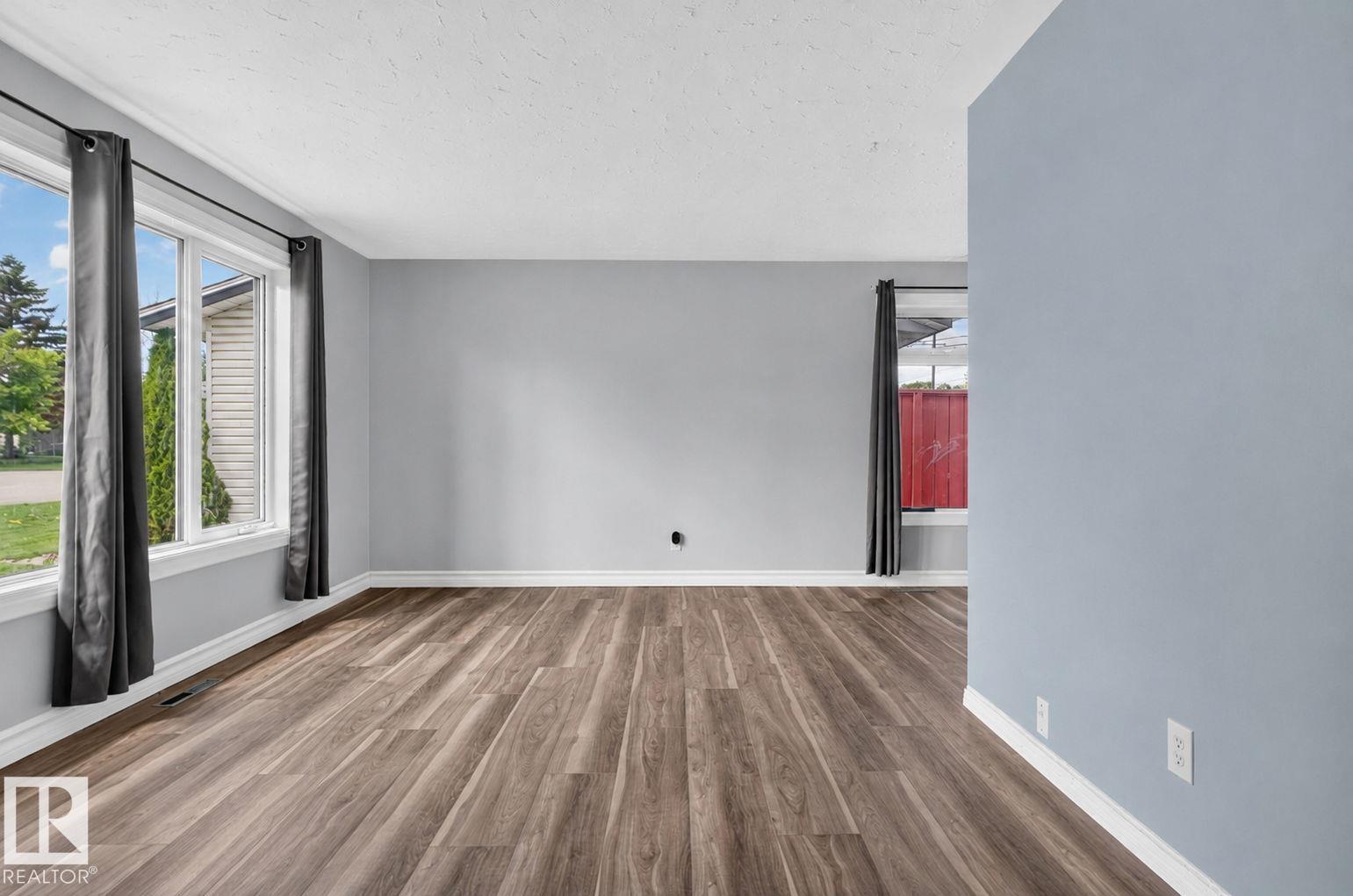 Photo 13 at 13431 109 Street NW, Rosslyn, Edmonton