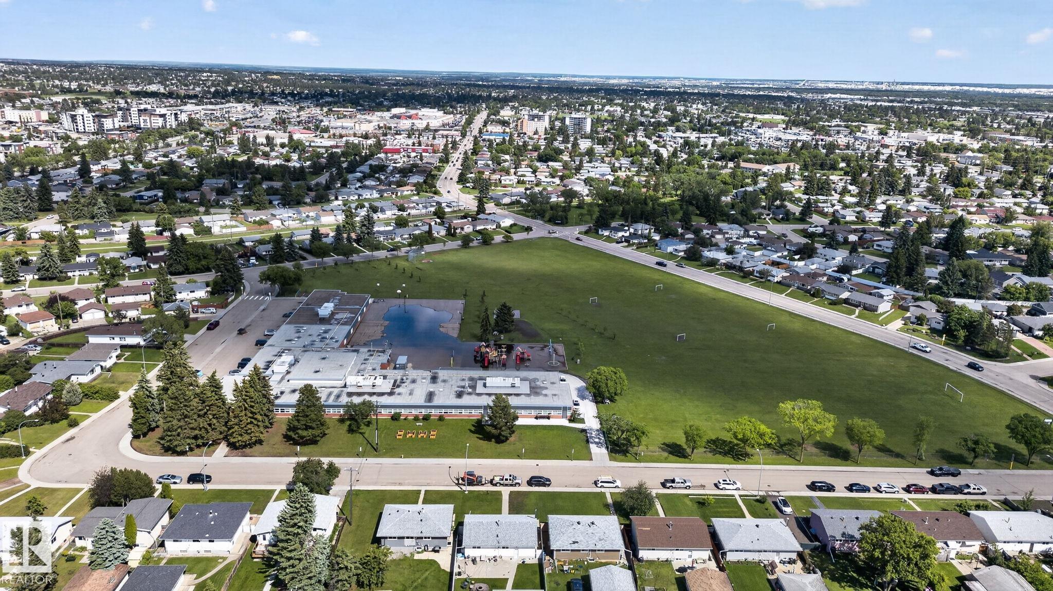 Photo 7 at 13431 109 Street NW, Rosslyn, Edmonton