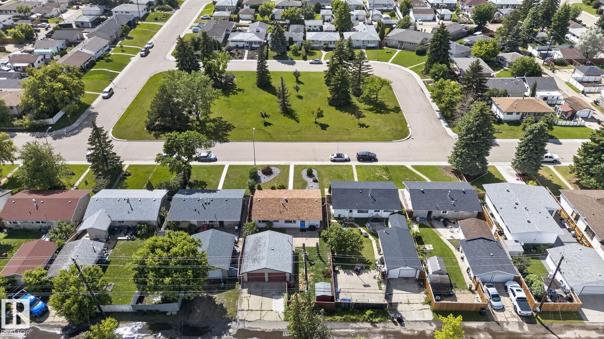 Photo 9 at 13431 109 Street NW, Rosslyn, Edmonton