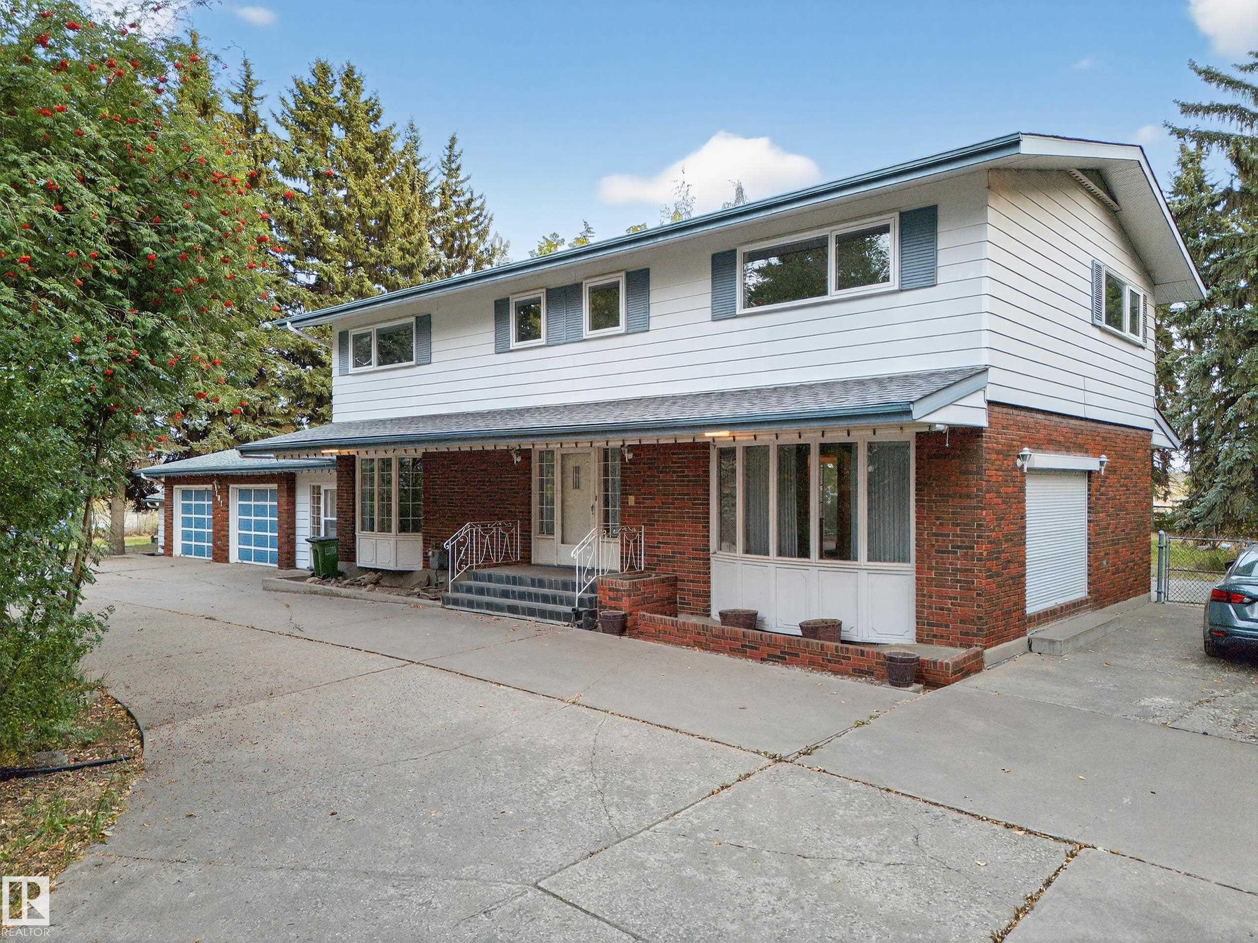 Picture for 707 65 AV NW