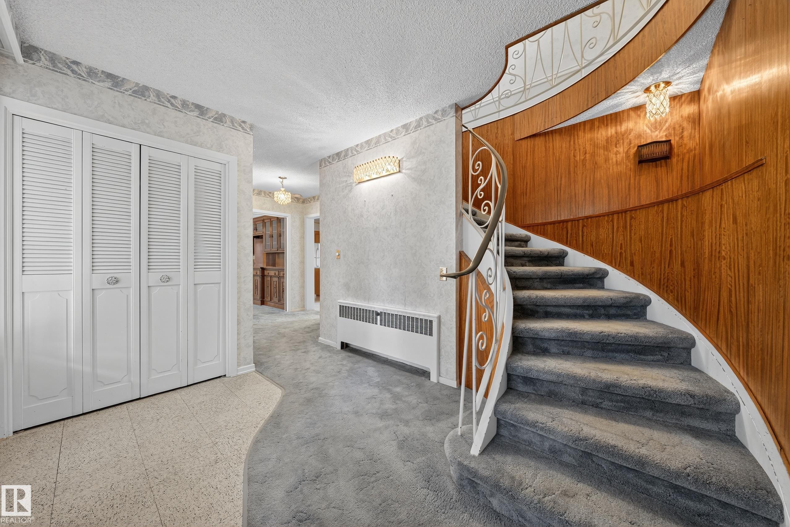 https://zimg.paragon.ice.com/ParagonImages/Property/PM/RAE/225408058/15/0/0/82d792173b7234a95dd69a49eba8f4a7/1/79cdda1edafabcc6d4c2563062852a19/225408058-bd037837-3fc2-4b13-b9c7-43f9e1b8ab73.JPG