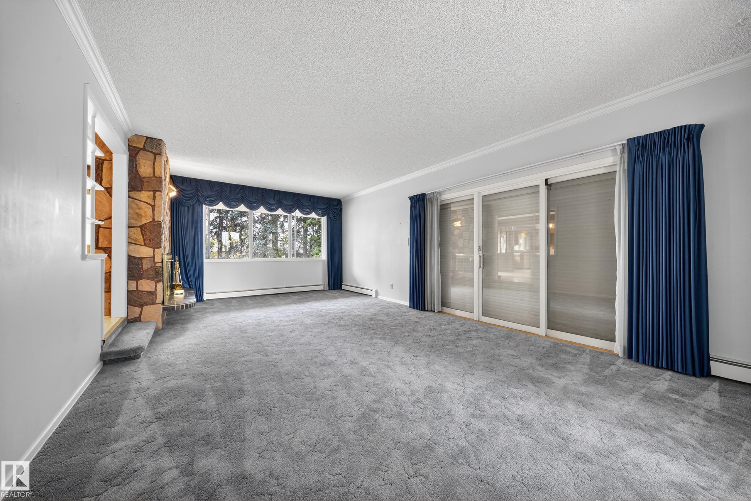https://zimg.paragon.ice.com/ParagonImages/Property/PM/RAE/225408058/16/0/0/826dddc4c457047aebe93aab61934c48/1/79cdda1edafabcc6d4c2563062852a19/225408058-b56f6749-2fa7-4533-9b1f-470bb575df55.JPG
