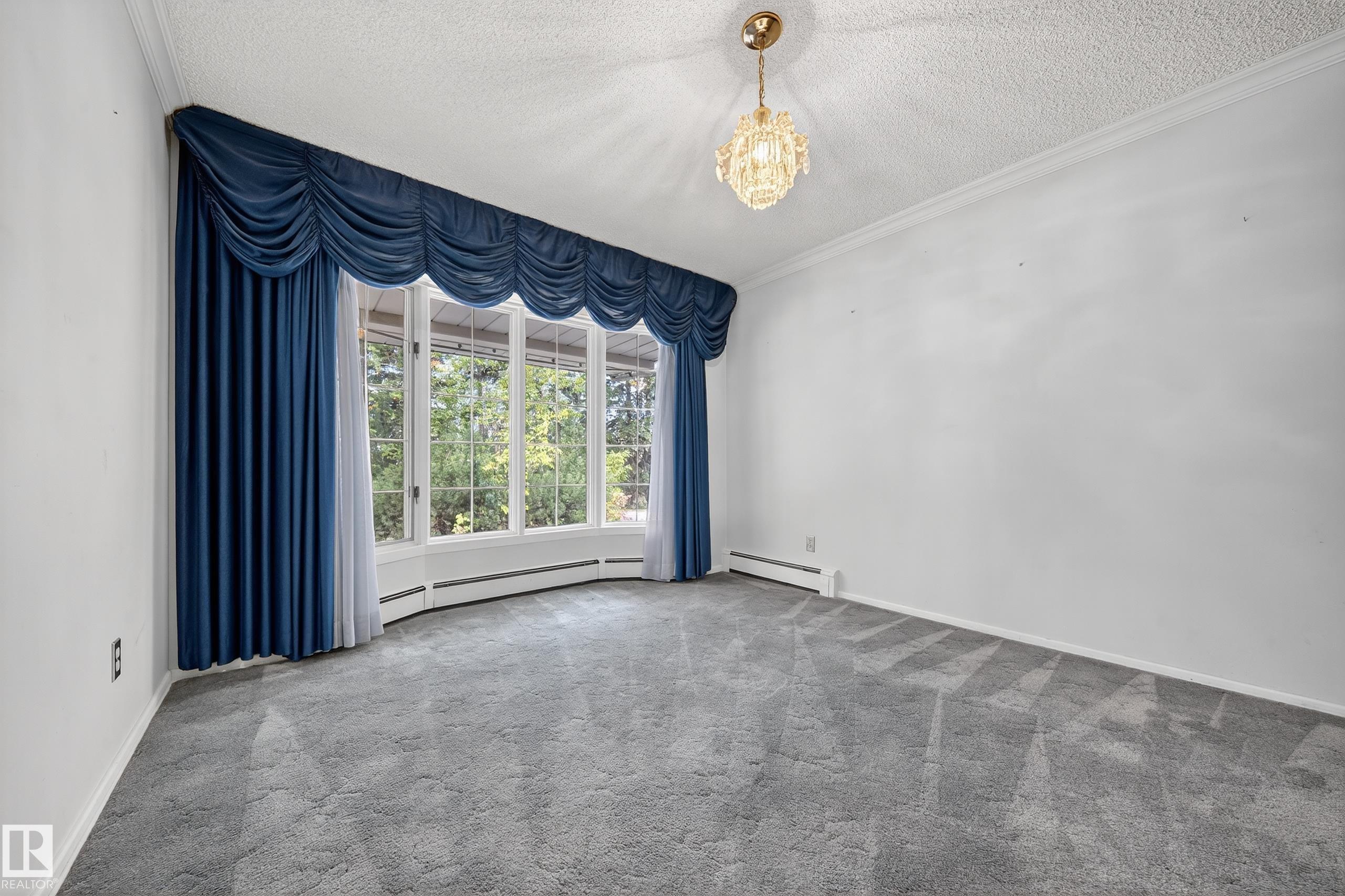 https://zimg.paragon.ice.com/ParagonImages/Property/PM/RAE/225408058/19/0/0/14b100f9a29f0f0597b5e98b582e5f6b/1/79cdda1edafabcc6d4c2563062852a19/225408058-71bf33da-07a1-4fca-a145-bdd4c286962c.JPG