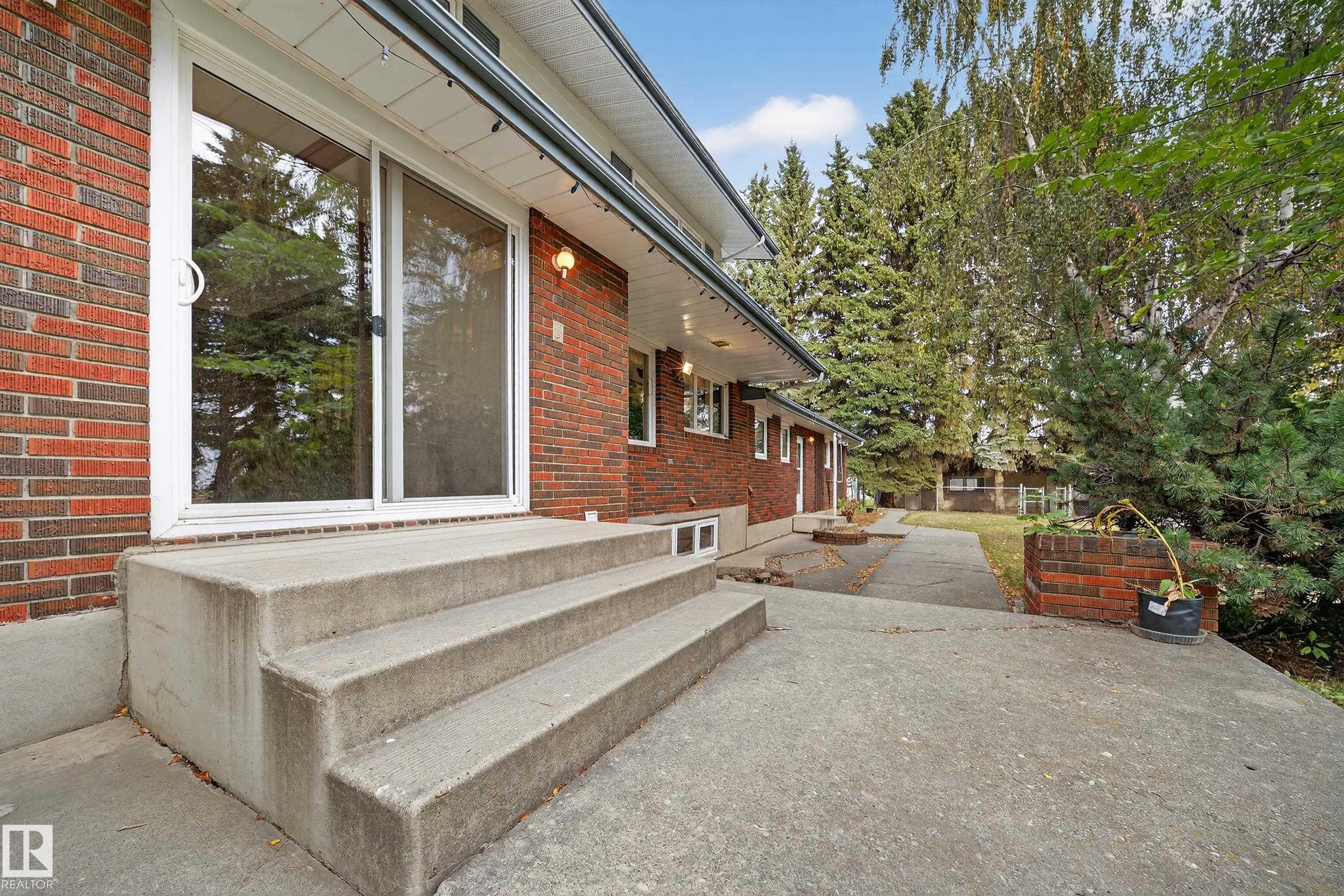 https://zimg.paragon.ice.com/ParagonImages/Property/PM/RAE/225408058/67/0/0/f7bfaff54d2e471ce4cbcce5192fb4b9/1/79cdda1edafabcc6d4c2563062852a19/225408058-418d0f8e-172c-48ab-8113-d48384a0f4be.JPG