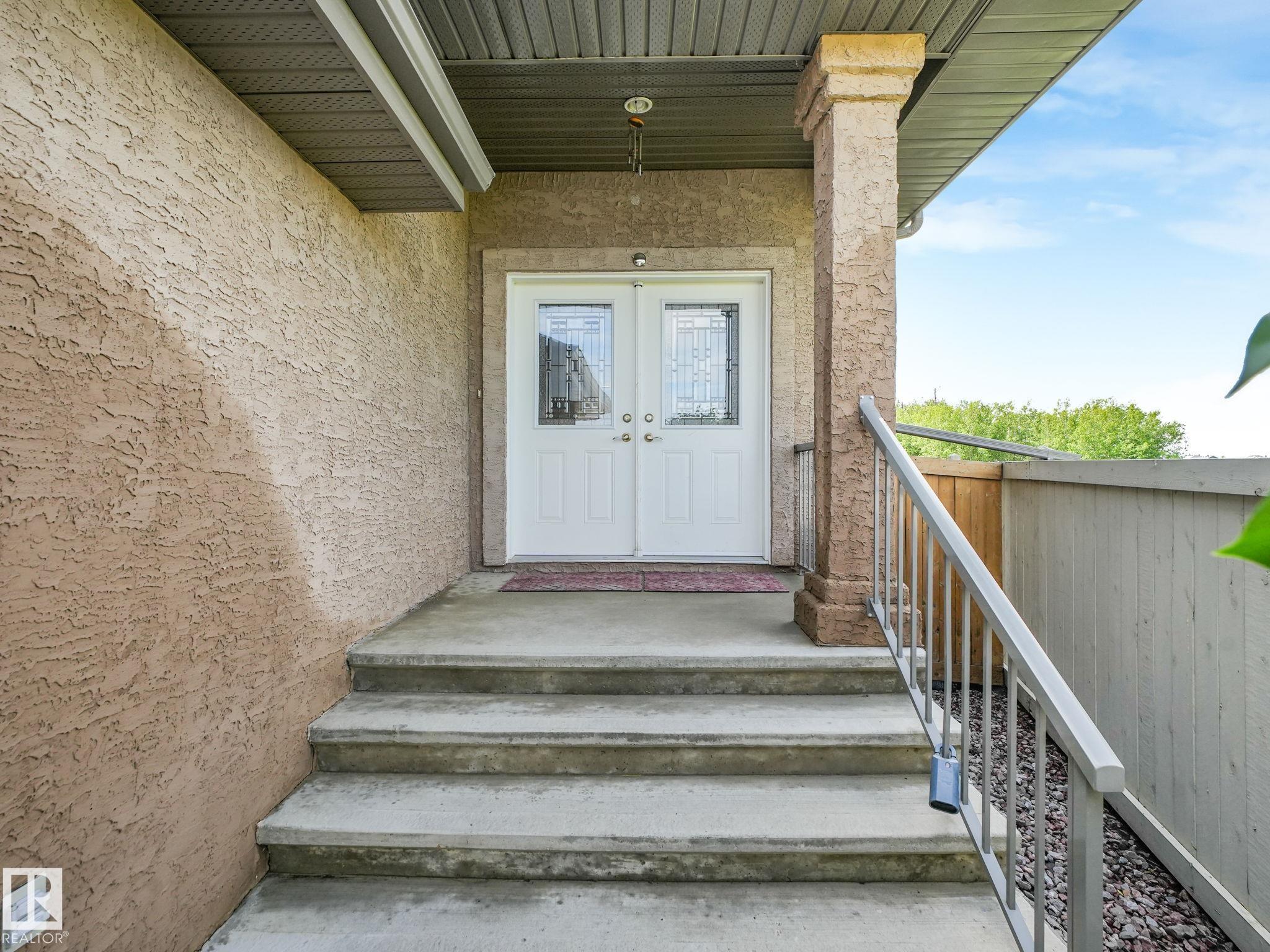 16268 137 Street NW, Carlton, Edmonton