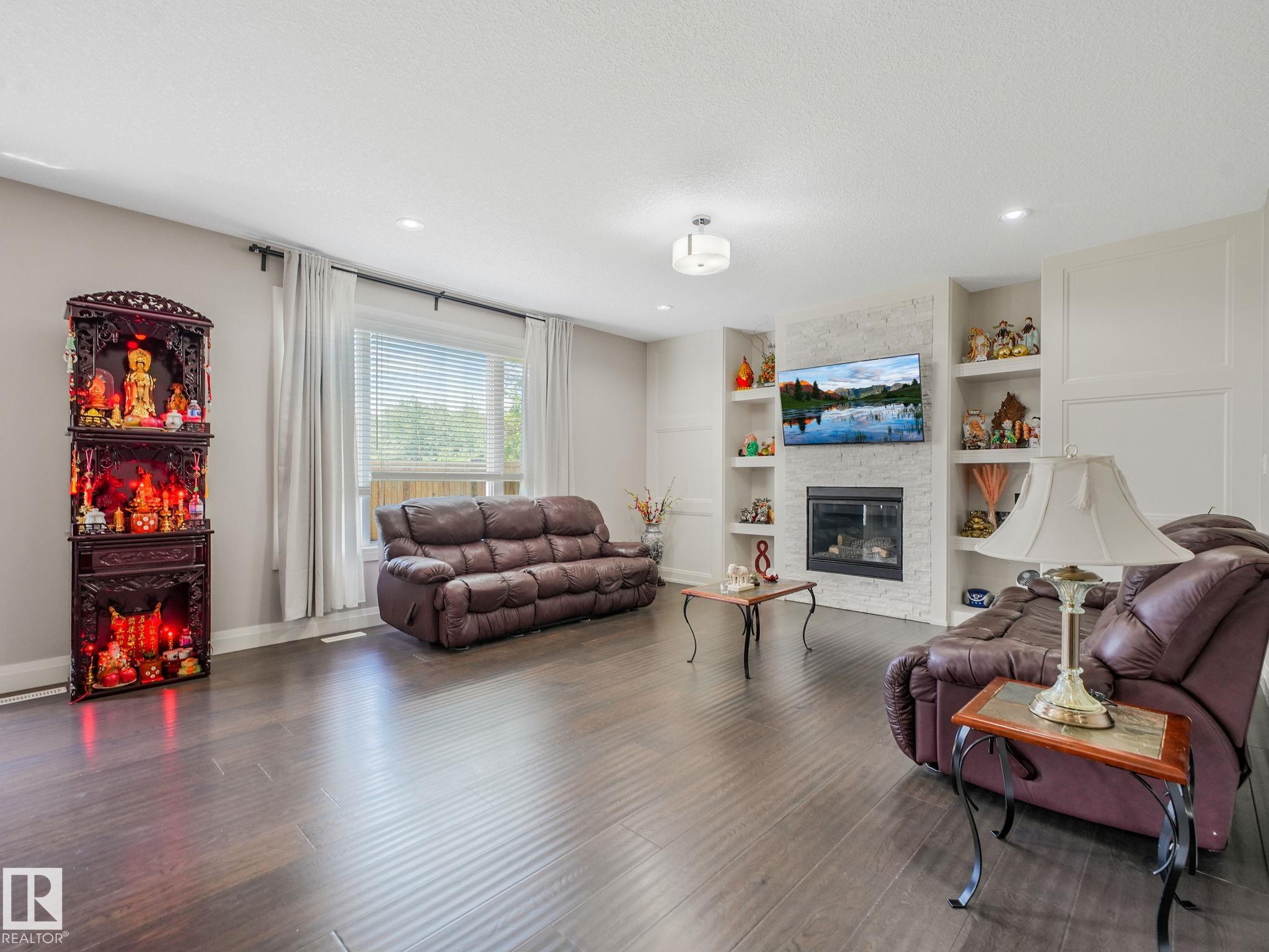 Photo 8 at 16268 137 Street NW, Carlton, Edmonton
