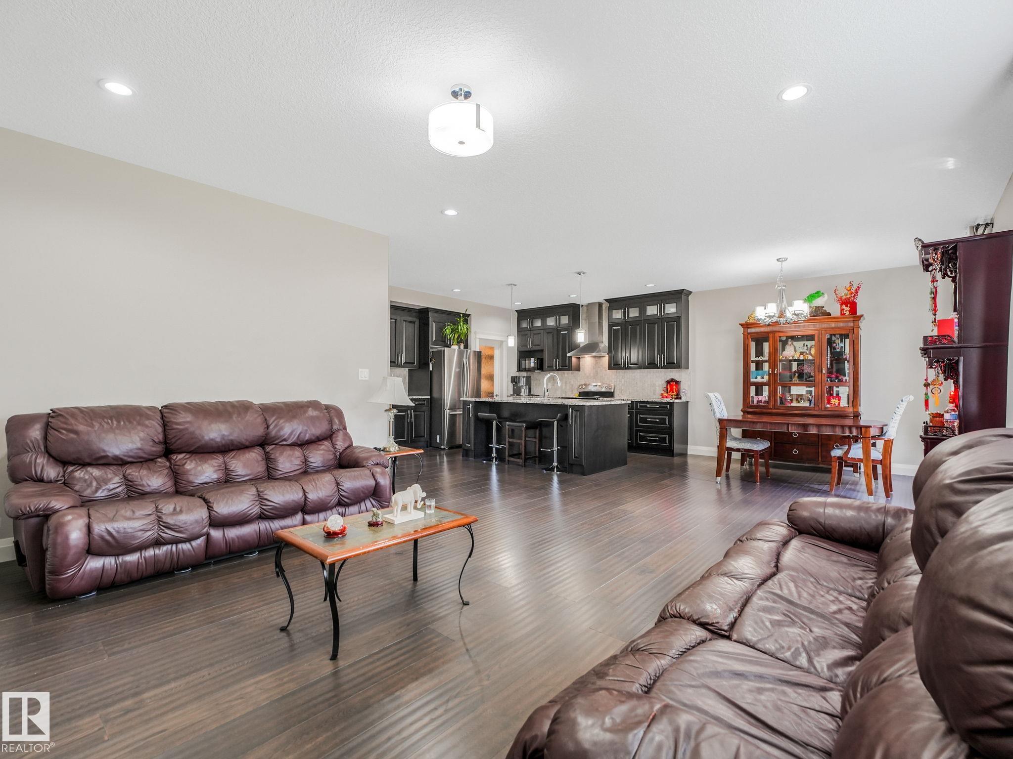 Photo 10 at 16268 137 Street NW, Carlton, Edmonton