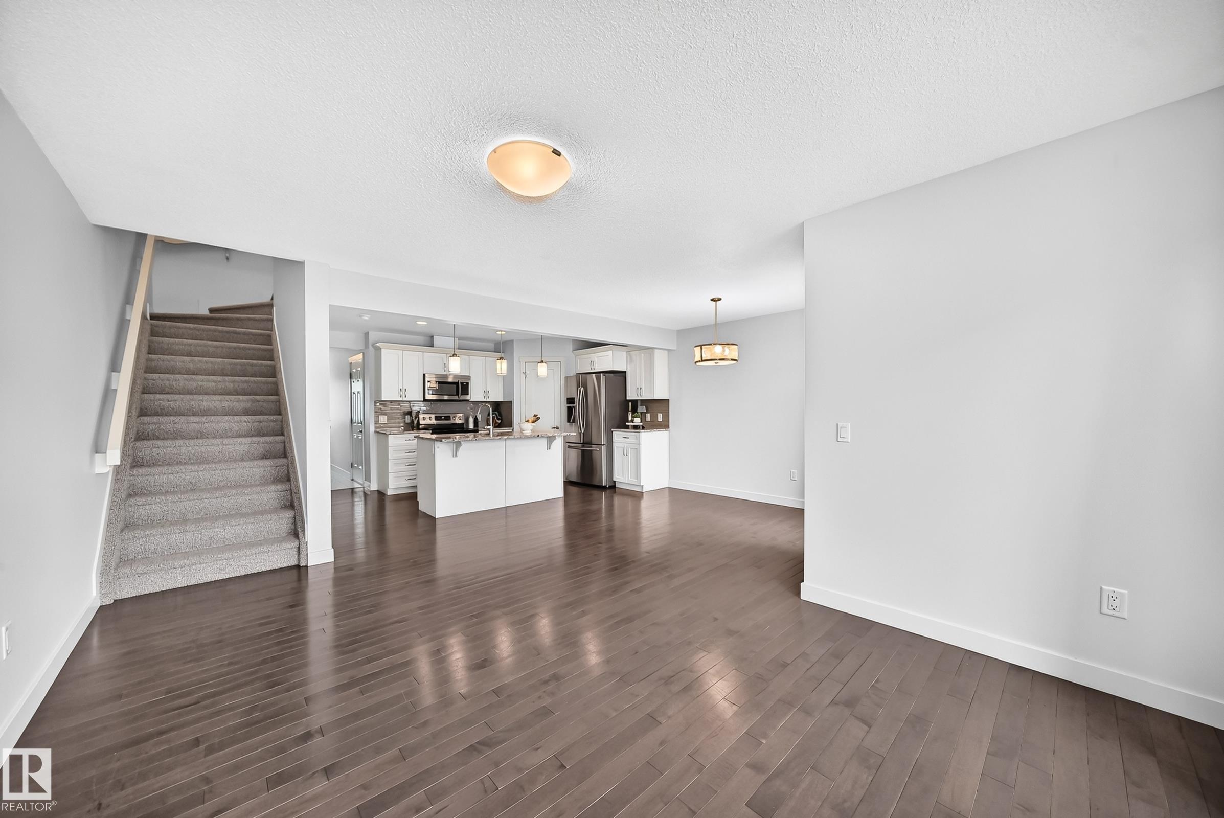 Photo 15 at 2433 Glenridding Boulevard SW, Glenridding Heights, Edmonton