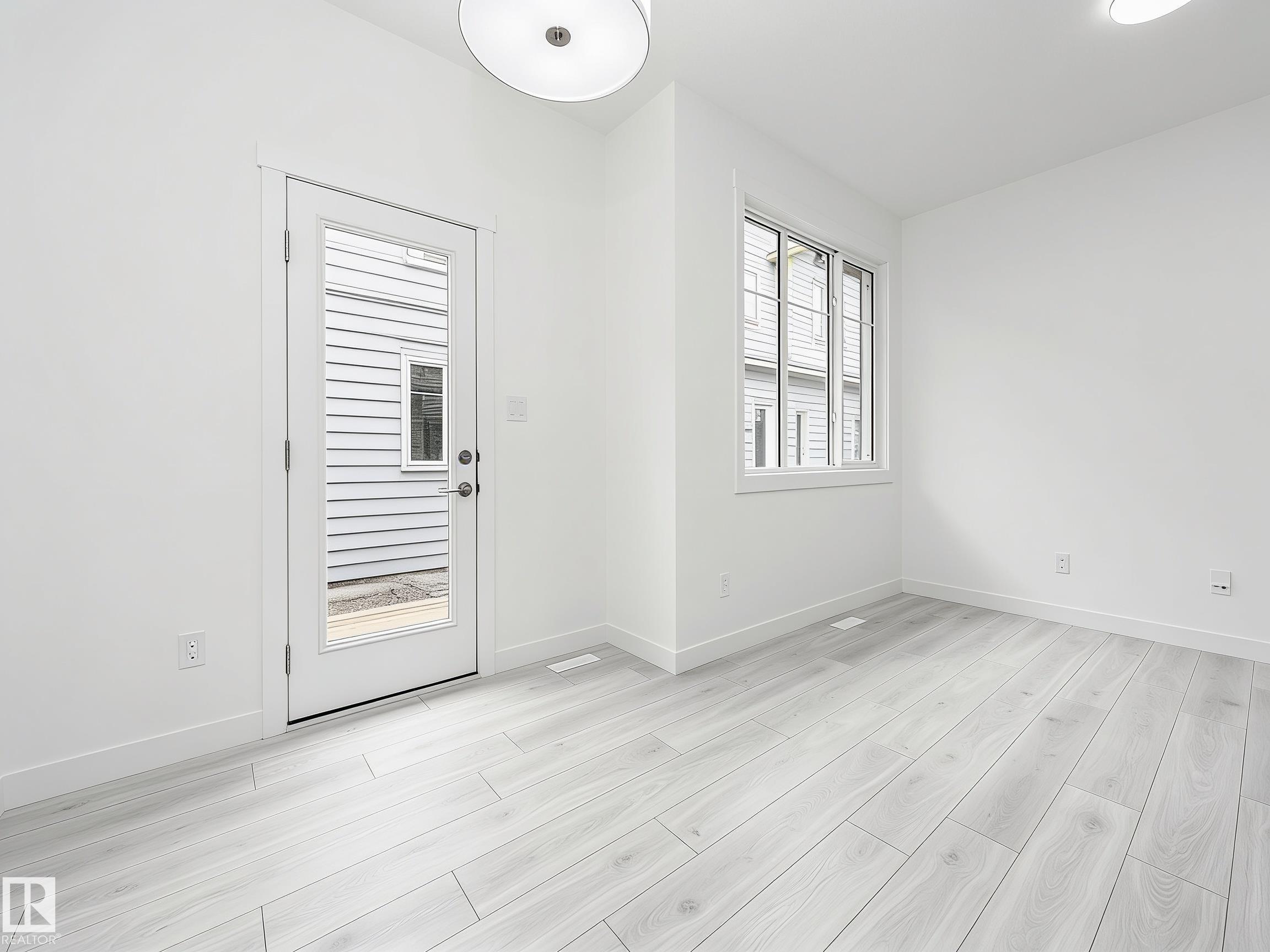 https://zimg.paragon.ice.com/ParagonImages/Property/PM/RAE/225408073/12/0/0/5477a598f15a7bcee3c608ca0a81be24/1/d80471096fcb22cc7f95b5a3ece31fc5/225408073-f1e3bccb-28cd-4f99-9ec5-66ddfd44cb33.JPG