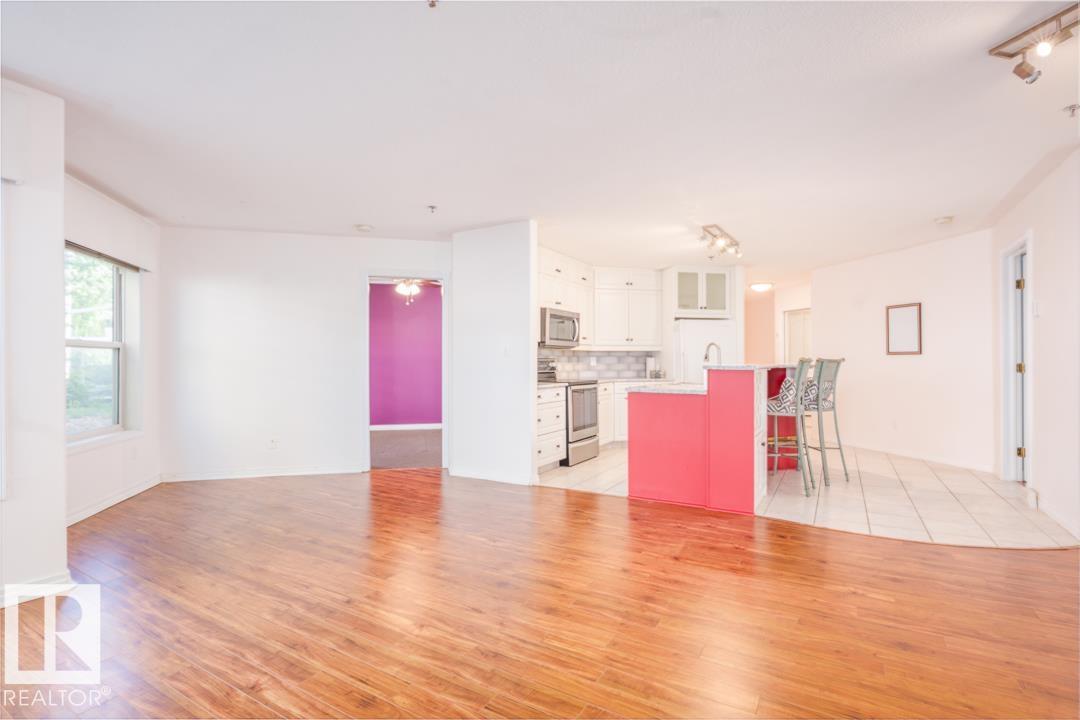 108 - 12028 103 Avenue NW, Wîhkwêntôwin, Edmonton