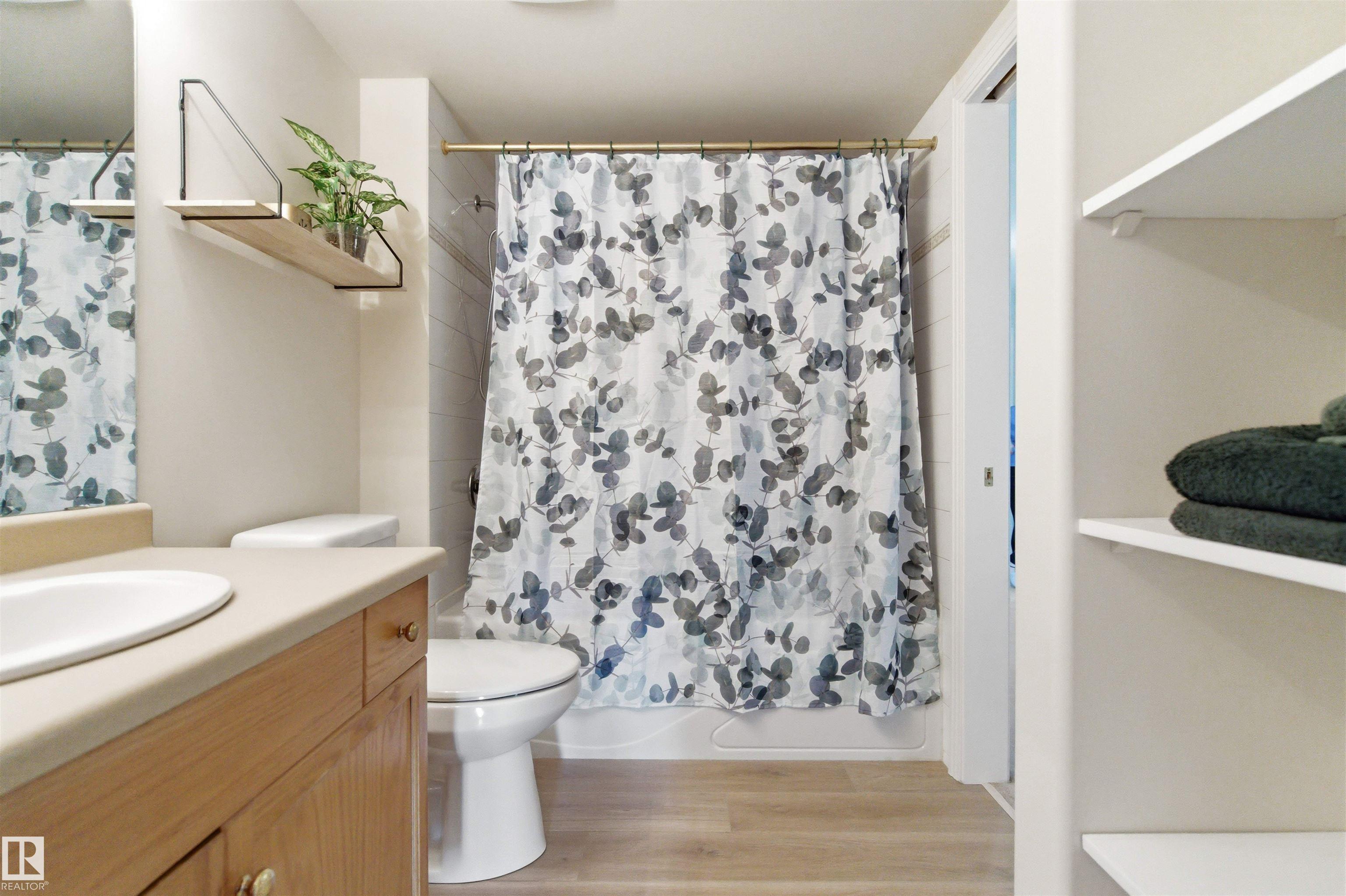 Photo 15 at 309 - 8912 156 Street NW, Meadowlark Park, Edmonton