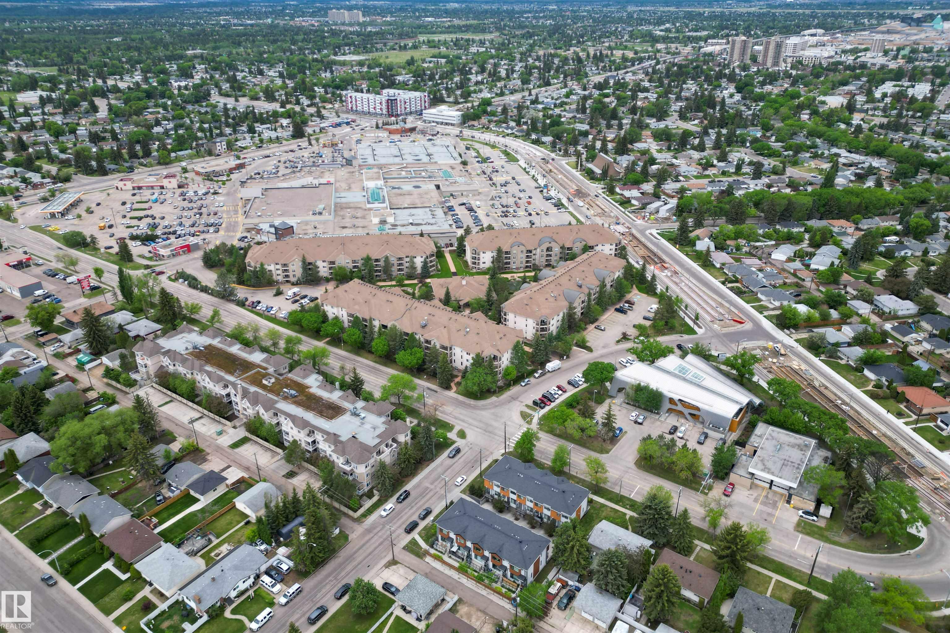 Photo 38 at 309 - 8912 156 Street NW, Meadowlark Park, Edmonton