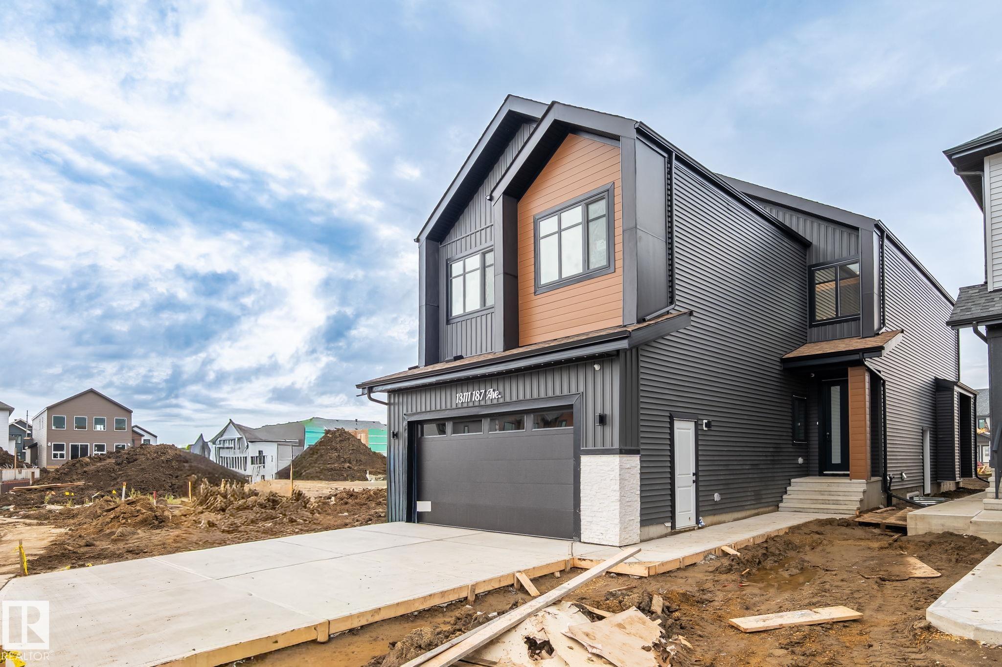 Listing photo thumbnail