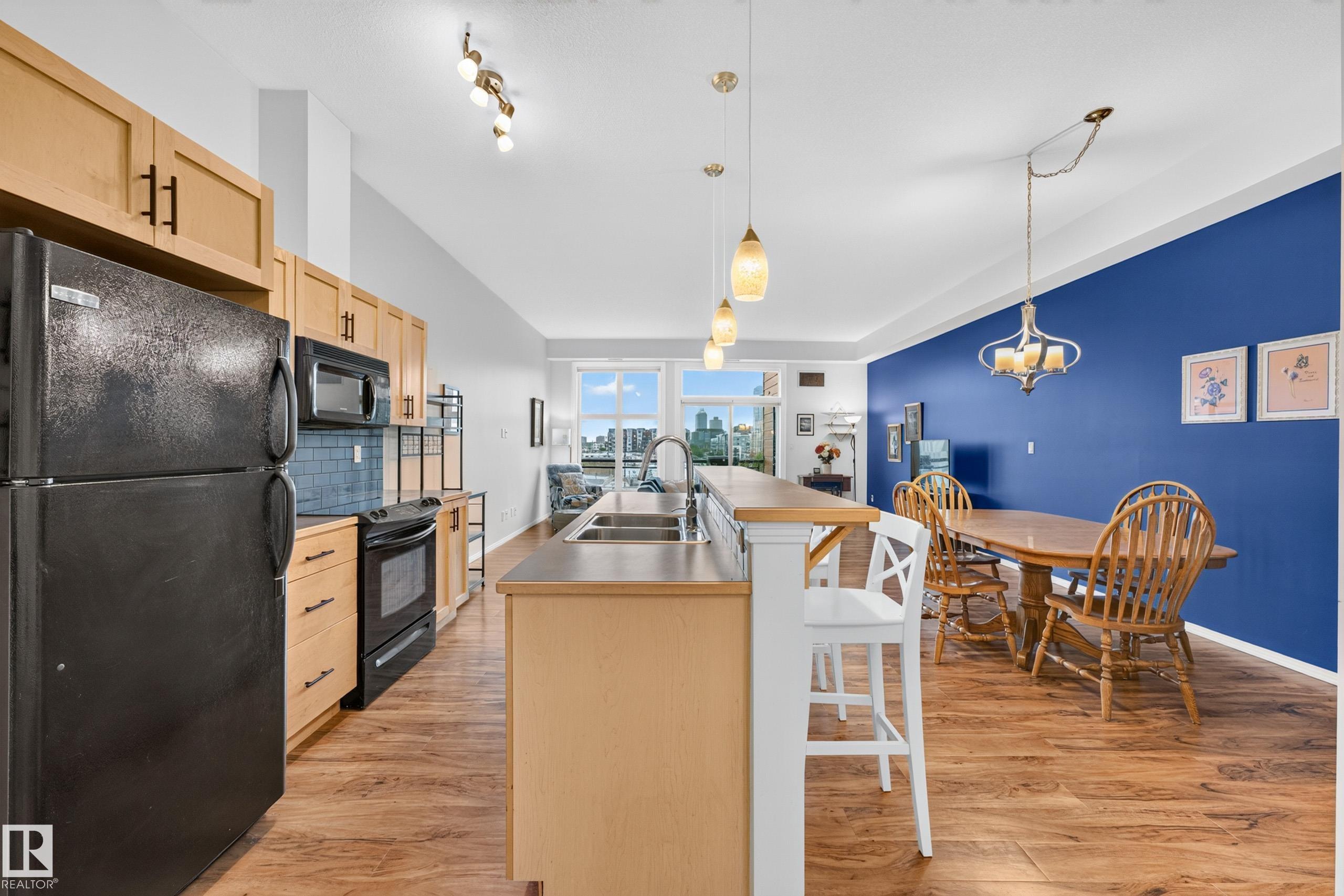 Photo 6 at 410 - 10531 117 Street NW, Queen Mary Park, Edmonton