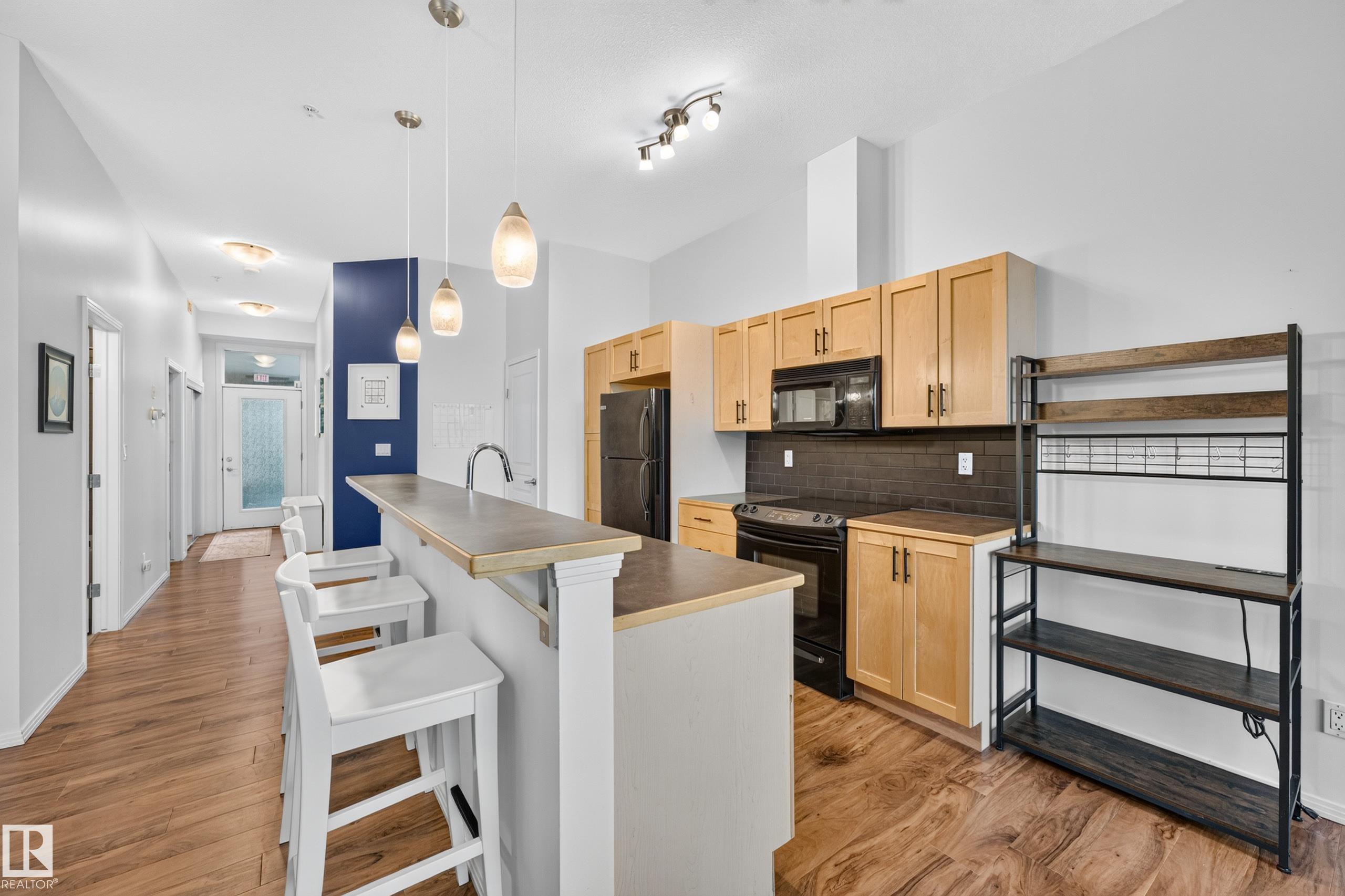 Photo 10 at 410 - 10531 117 Street NW, Queen Mary Park, Edmonton