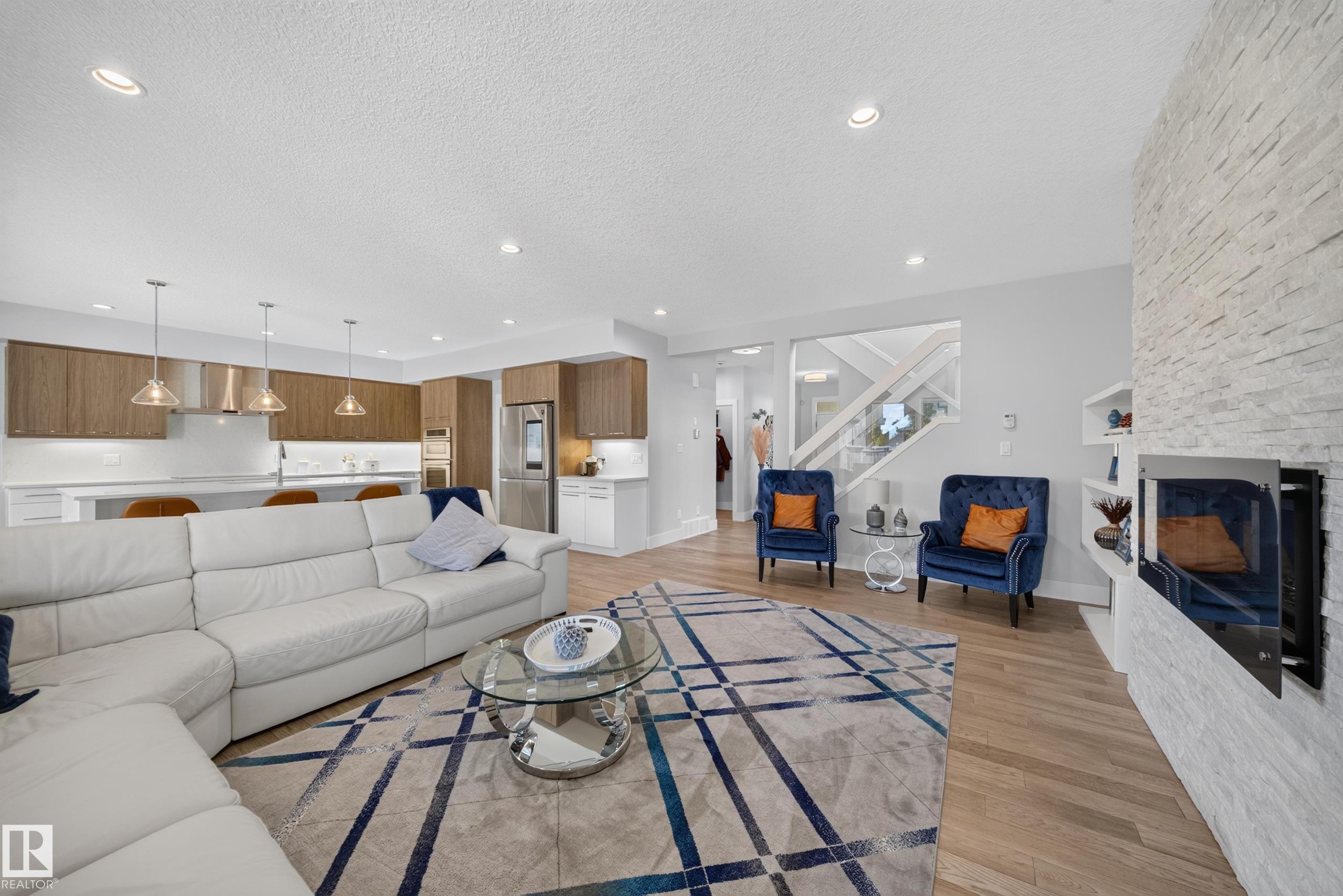 Photo 12 at 4407 Westcliff Close SW, Windermere, Edmonton