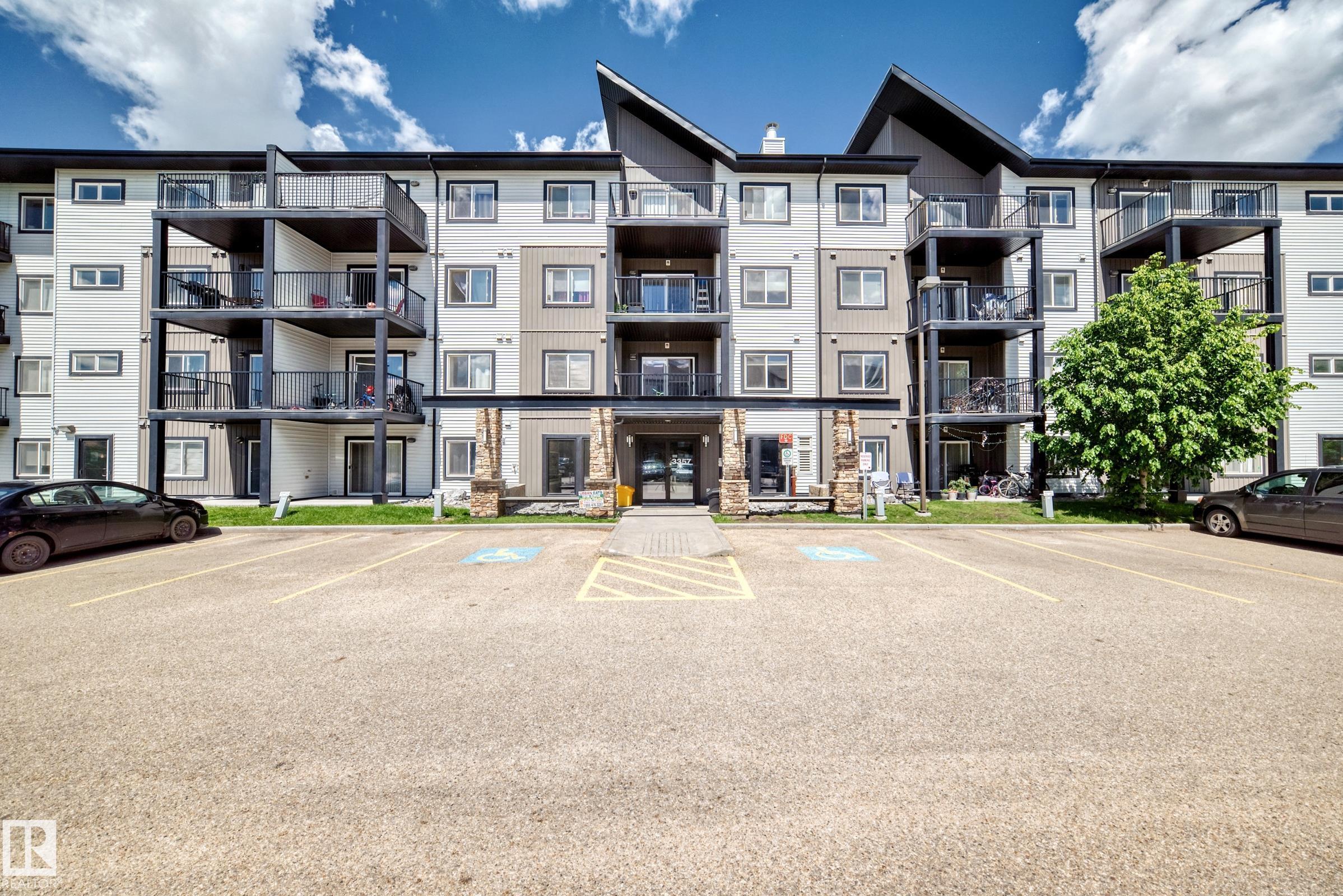 Photo 2 at 416 - 3357 16a Avenue NW, Laurel, Edmonton