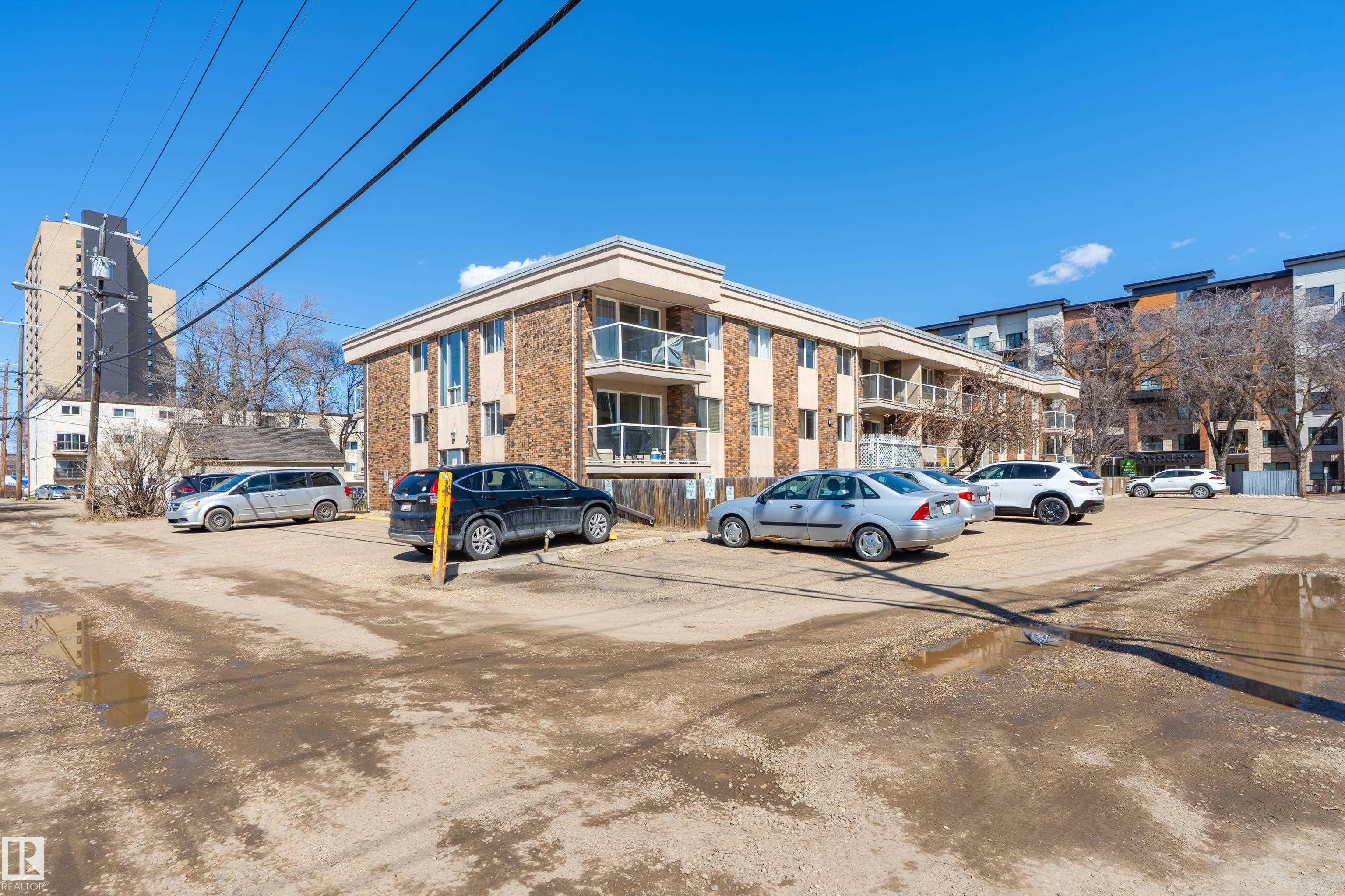 Photo 22 at 105 - 10230 120 Street NW, Wîhkwêntôwin, Edmonton